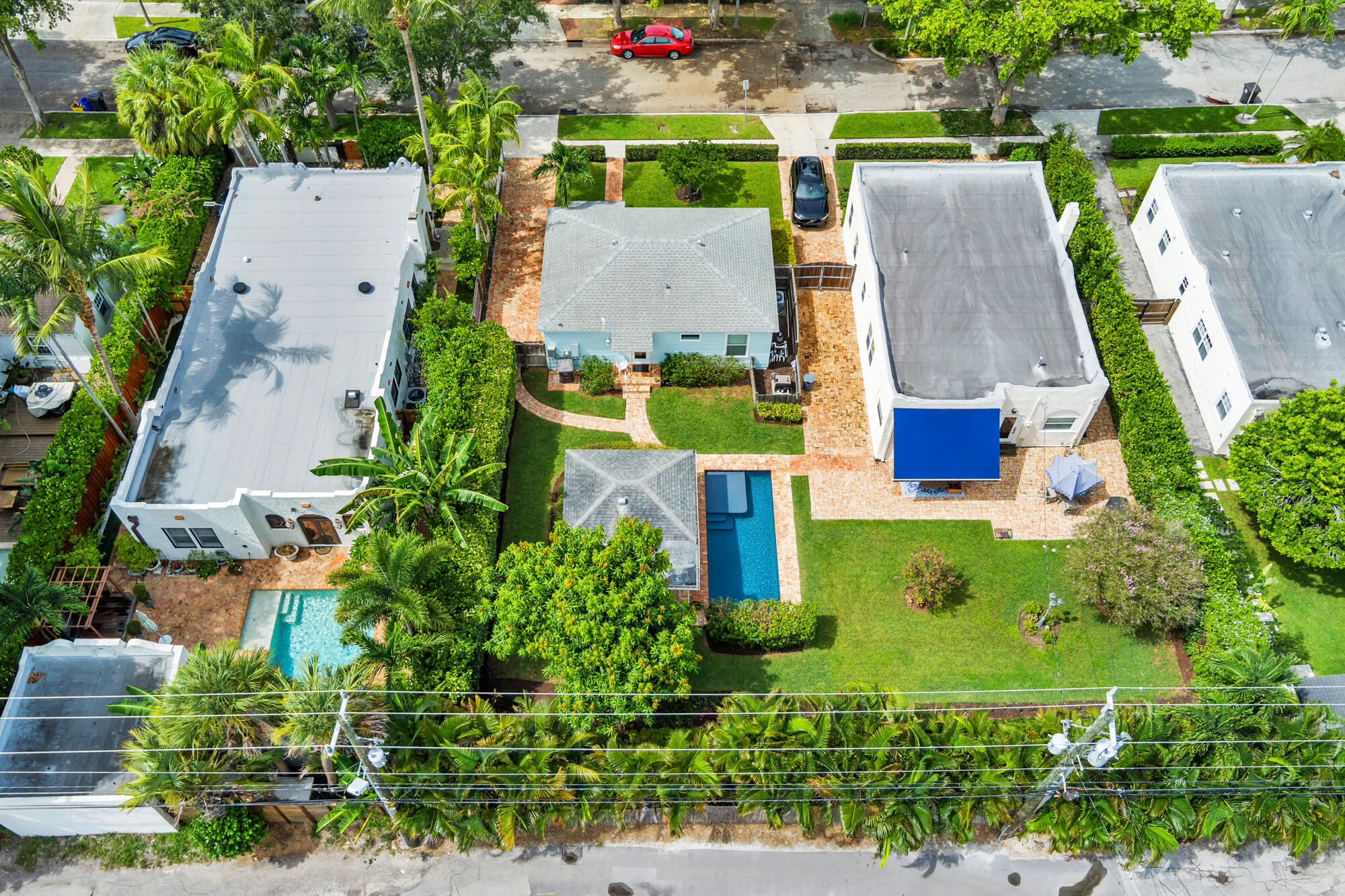 816 Avon Road
