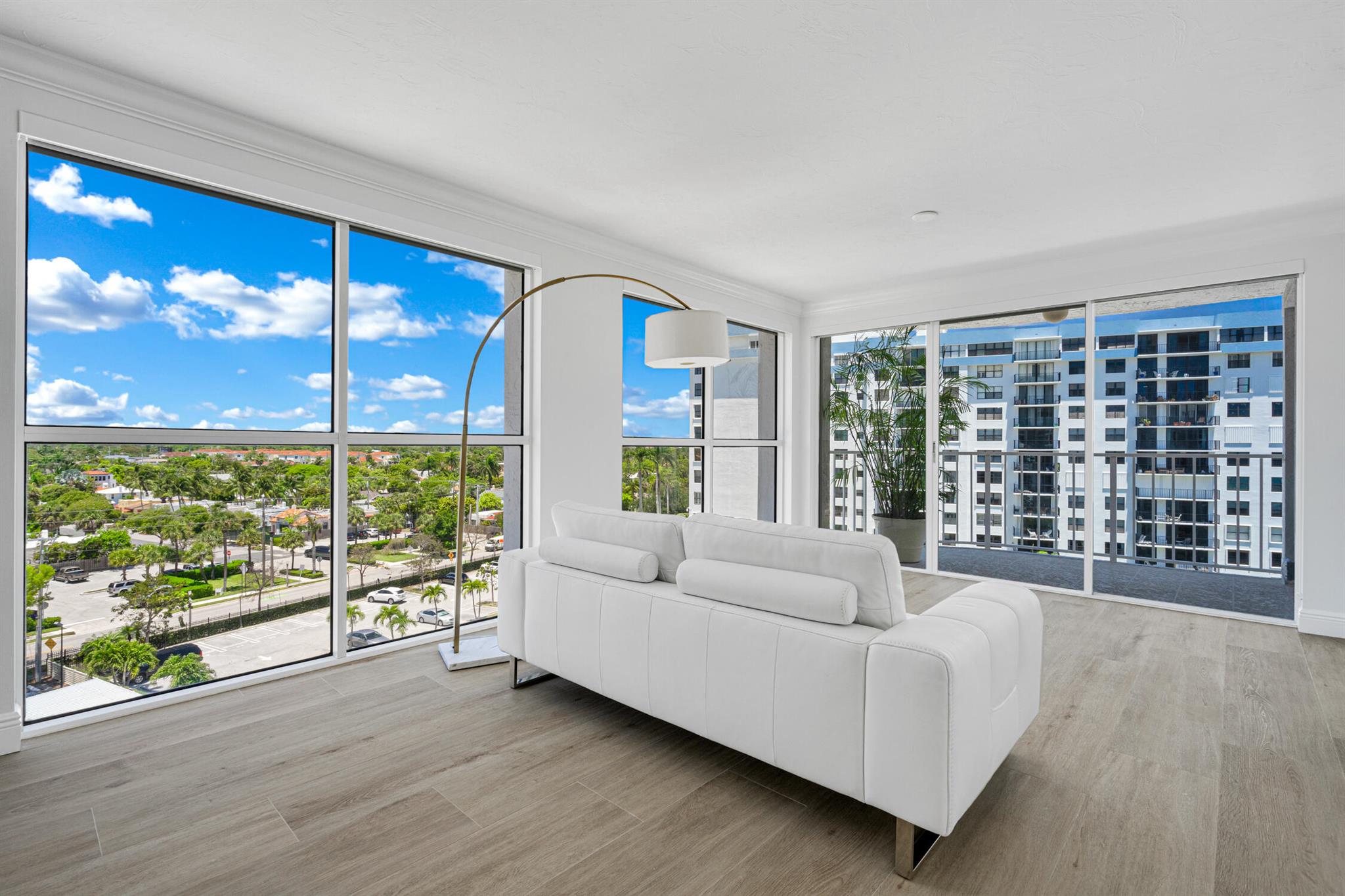 3901 S Flagler Drive 806