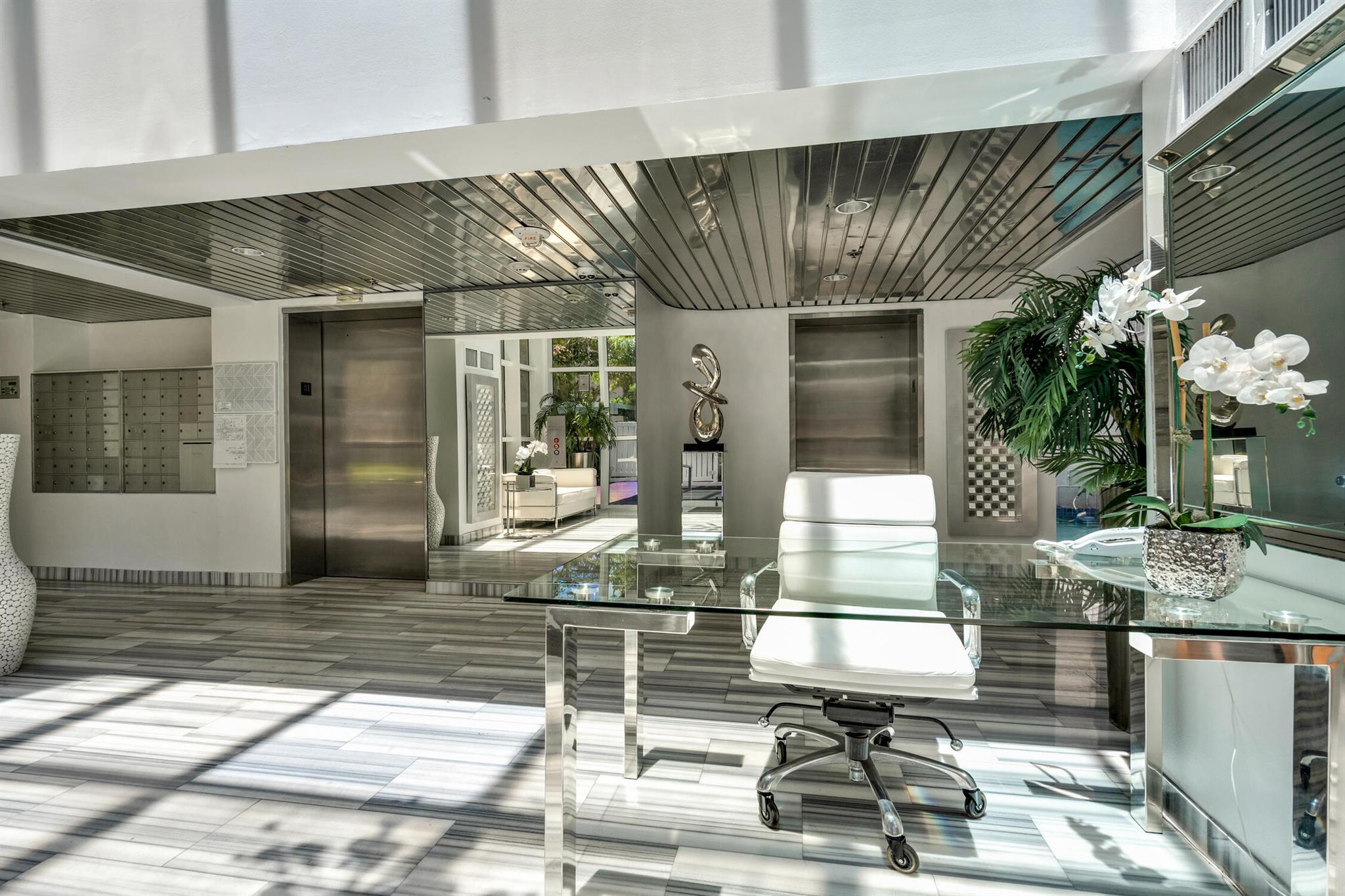 3901 S Flagler Drive 806