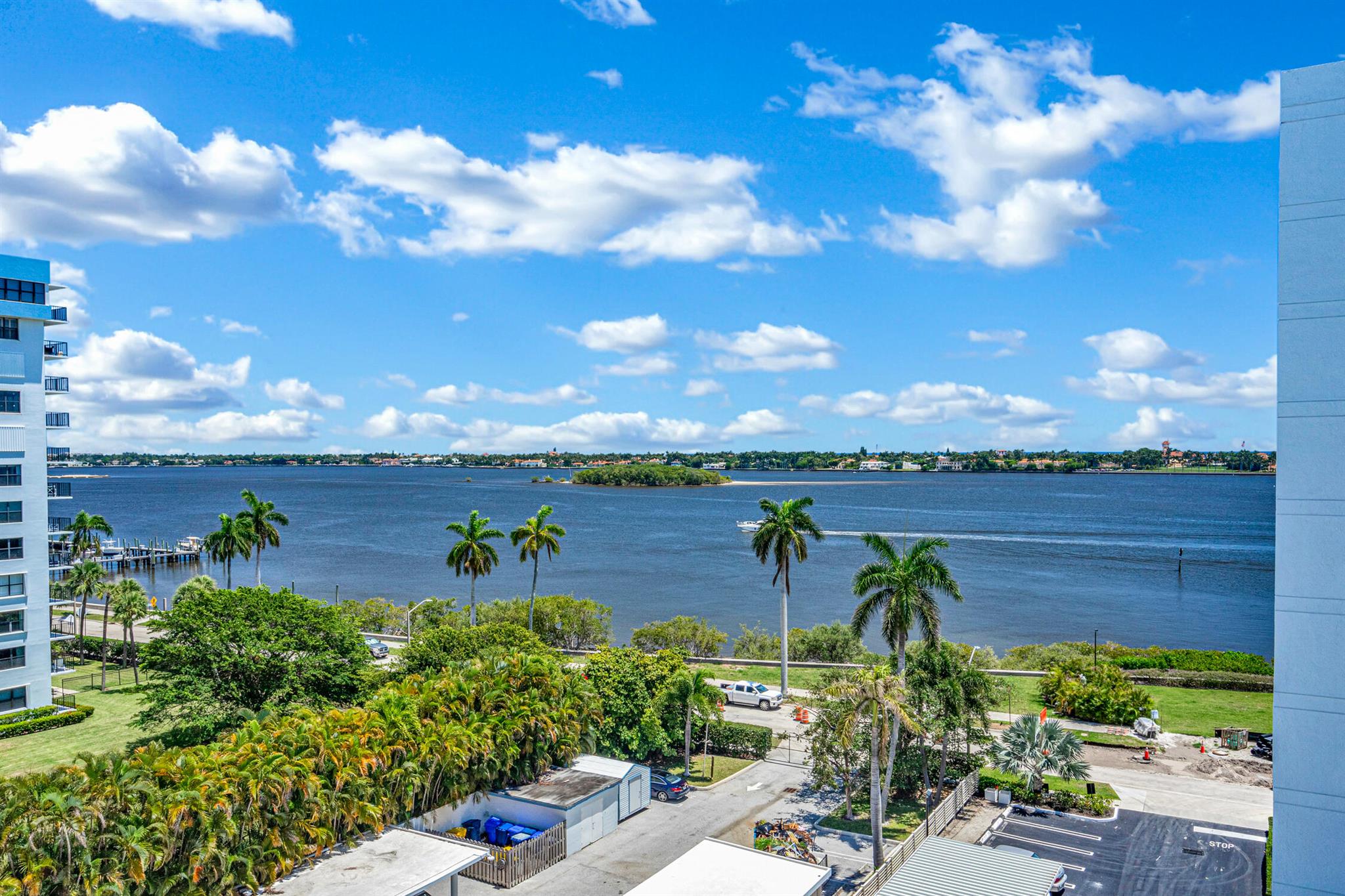 3901 S Flagler Drive 806