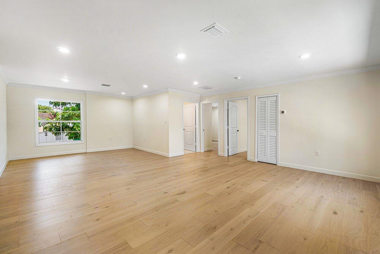 370 Marlborough Road