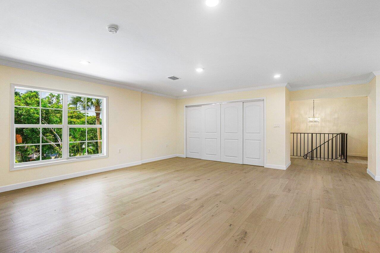370 Marlborough Road