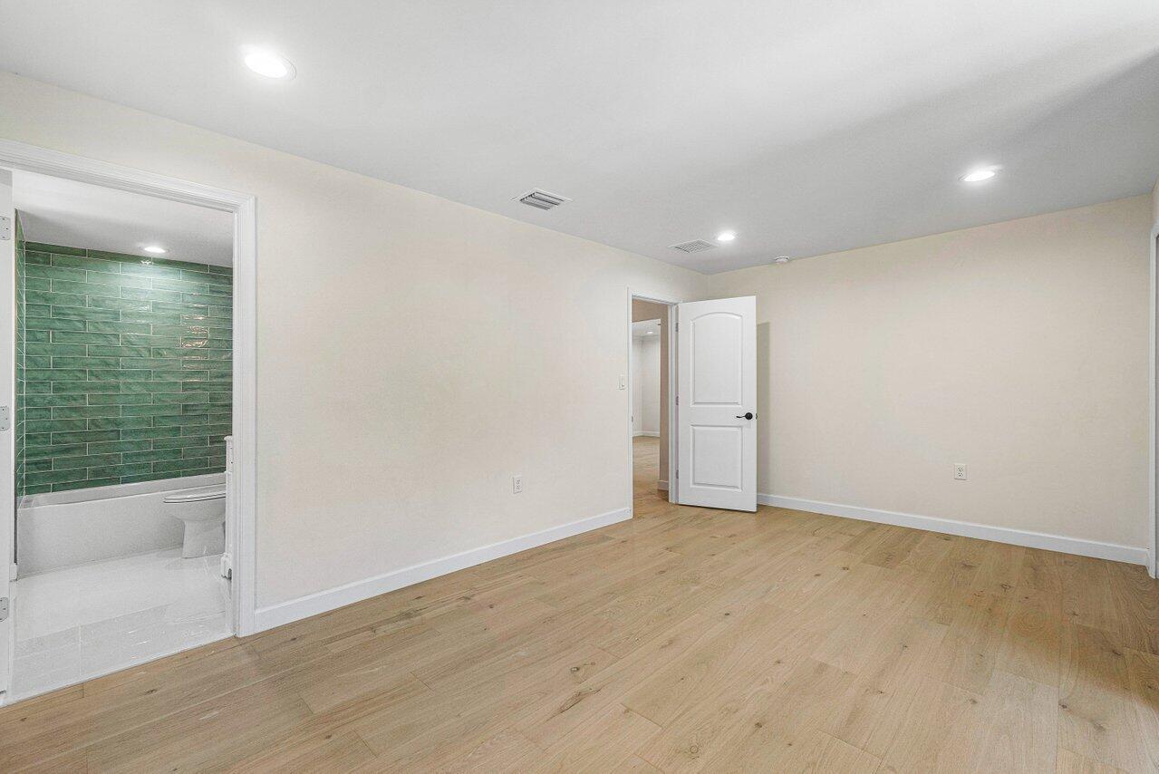 370 Marlborough Road