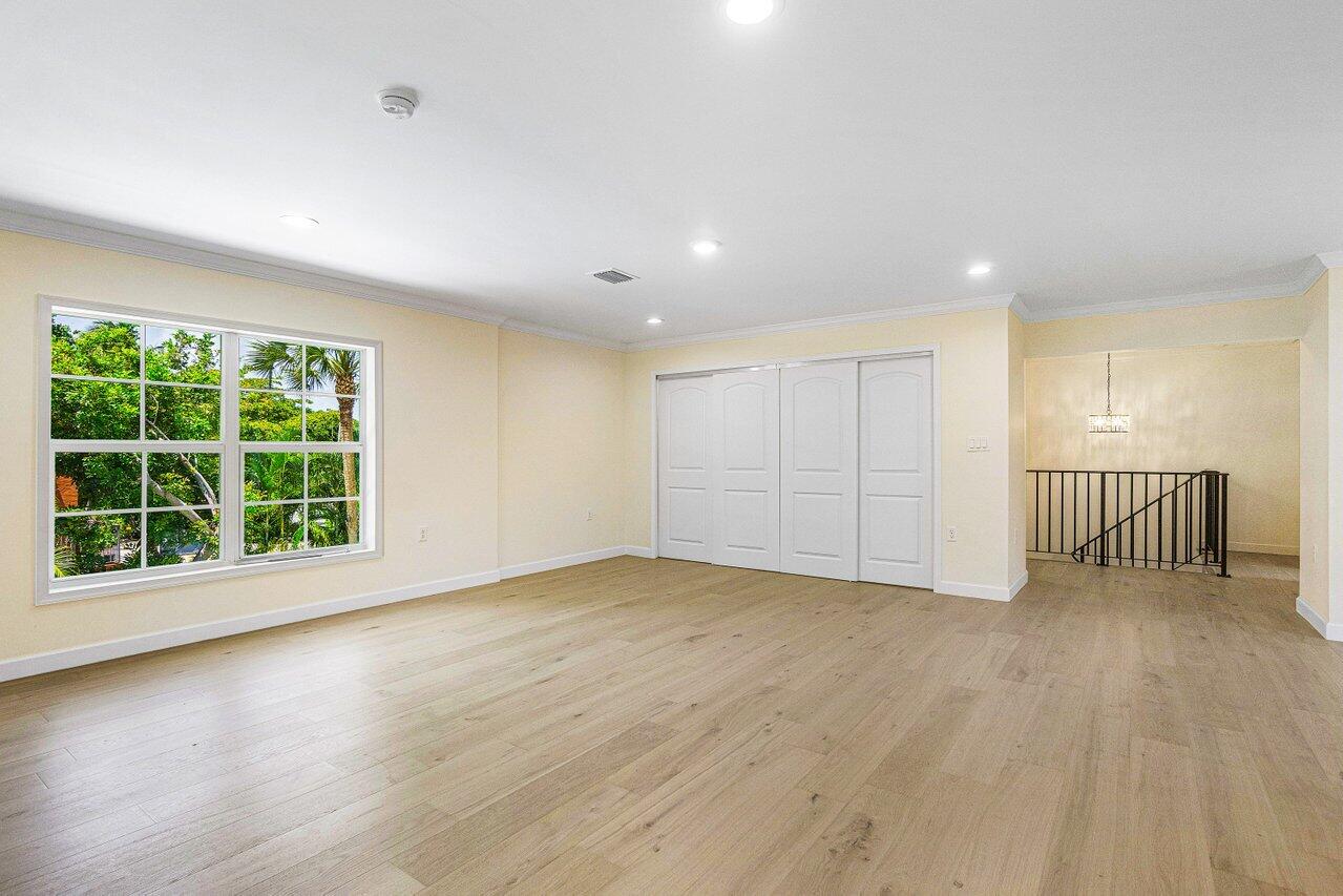 370 Marlborough Road