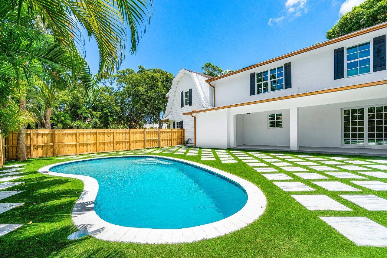 370 Marlborough Road
