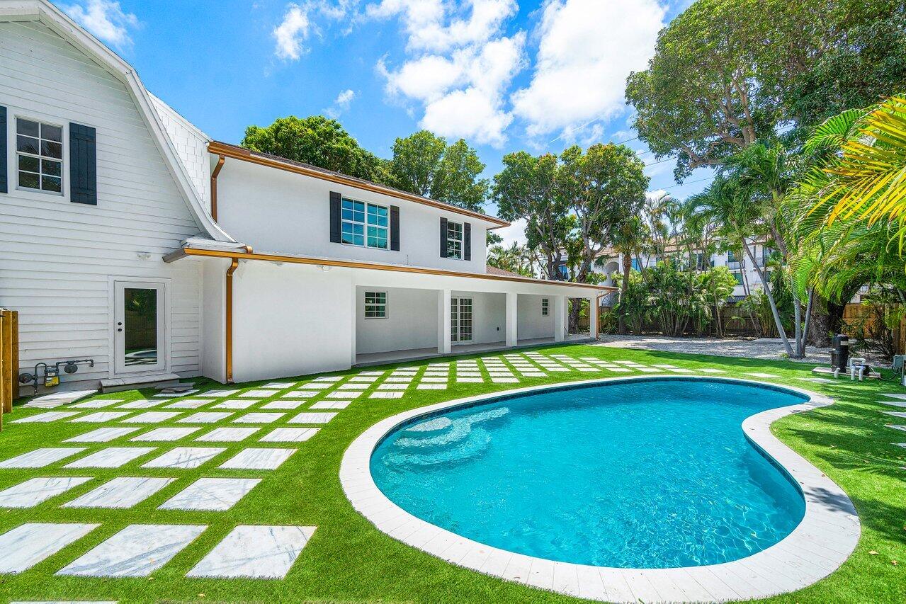 370 Marlborough Road