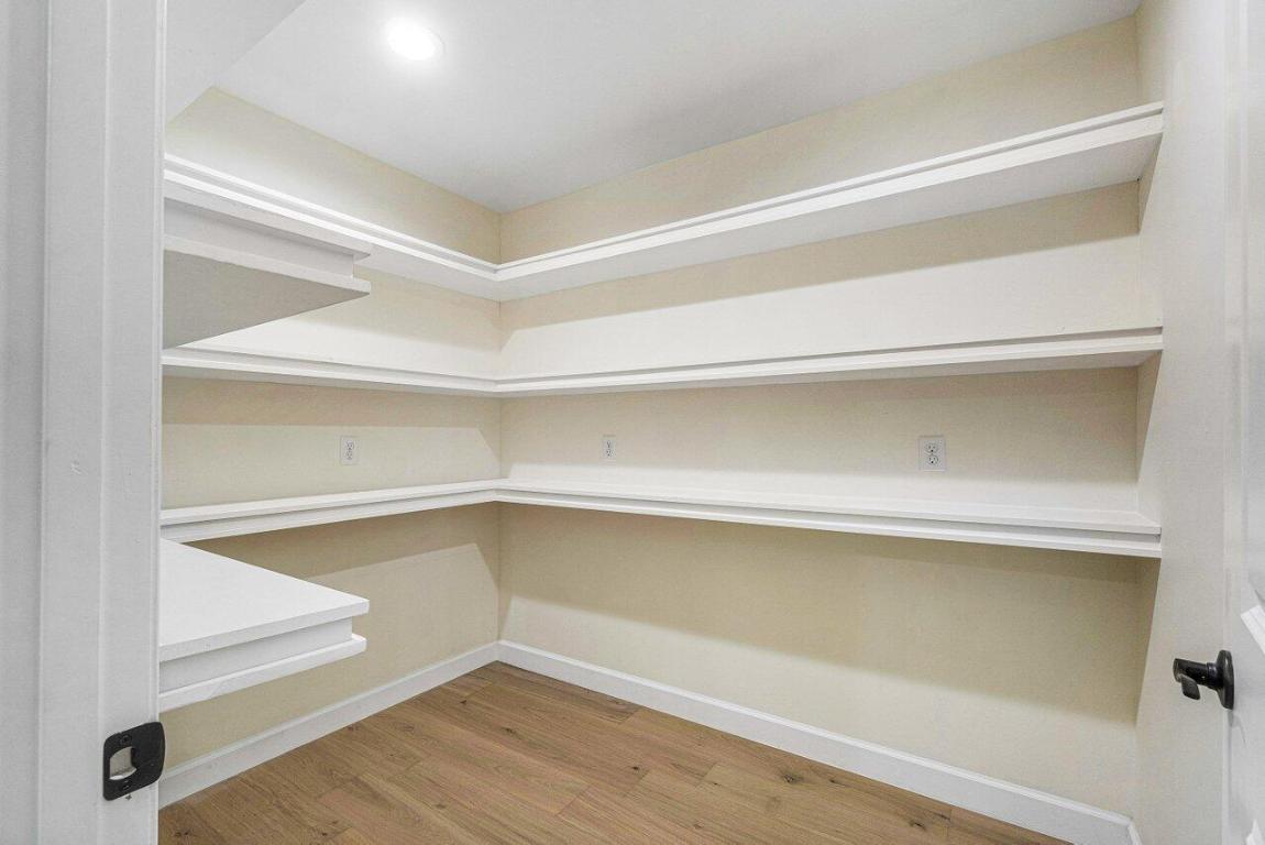 370 Marlborough Road