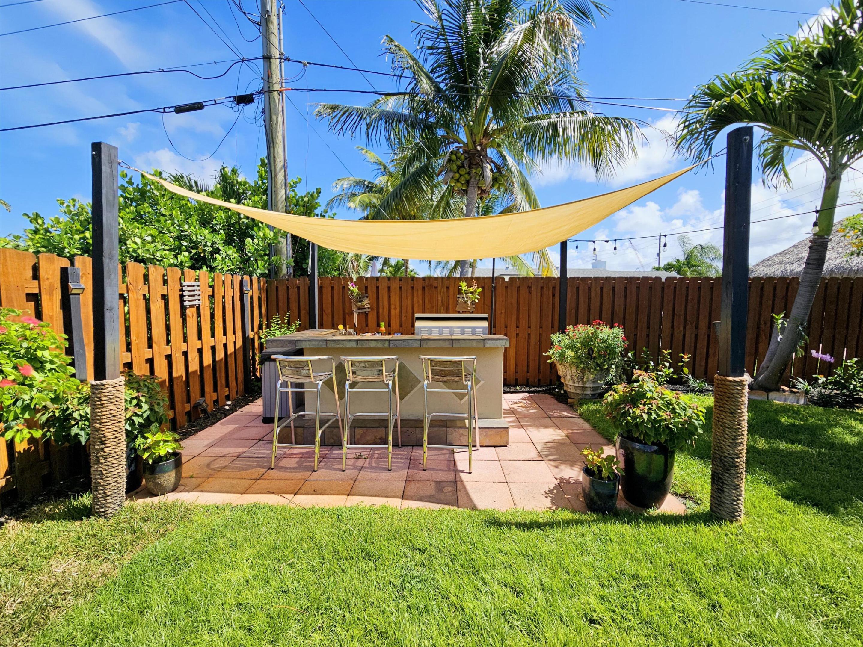 380 Laurie Road