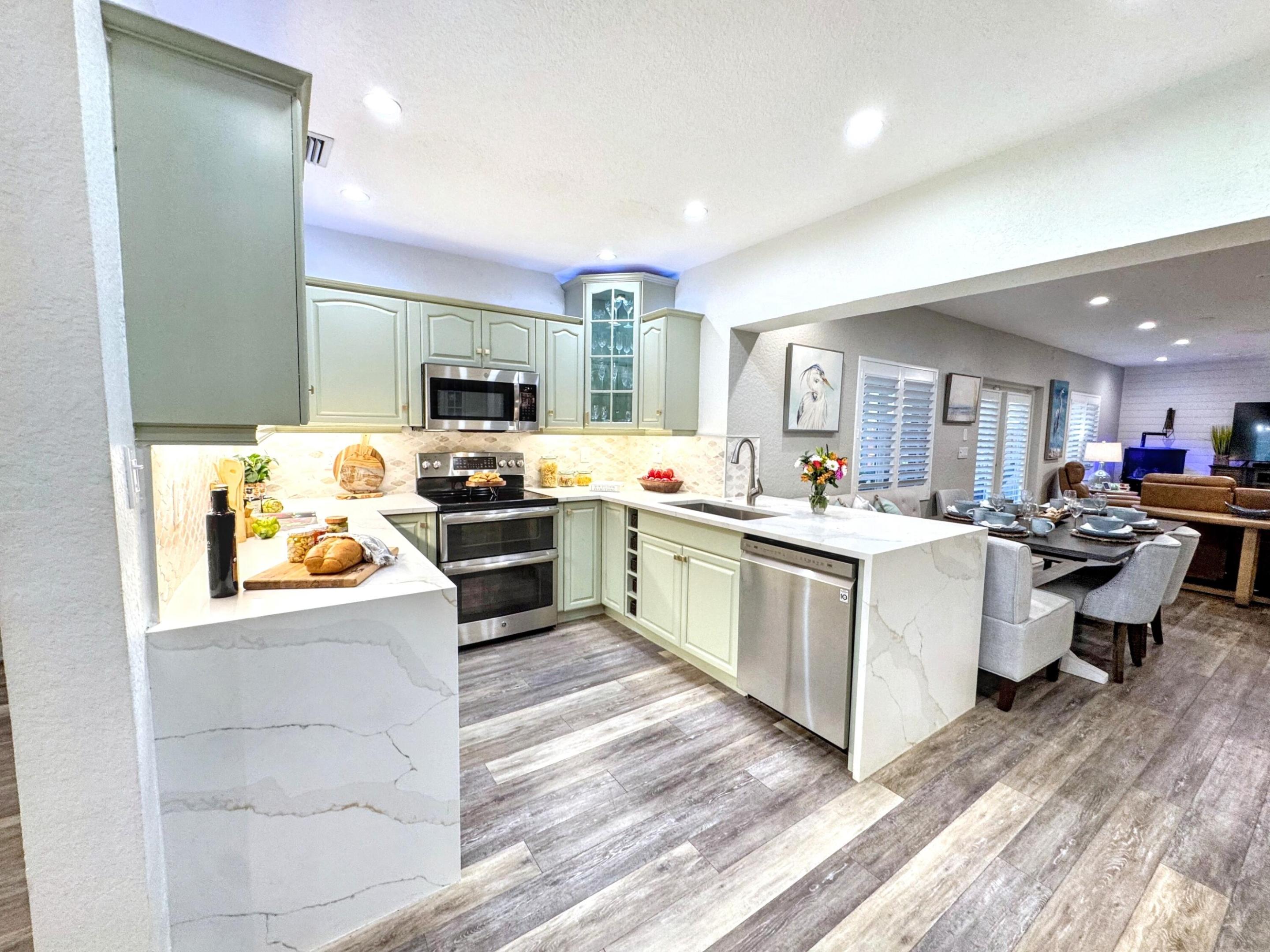 380 Laurie Road