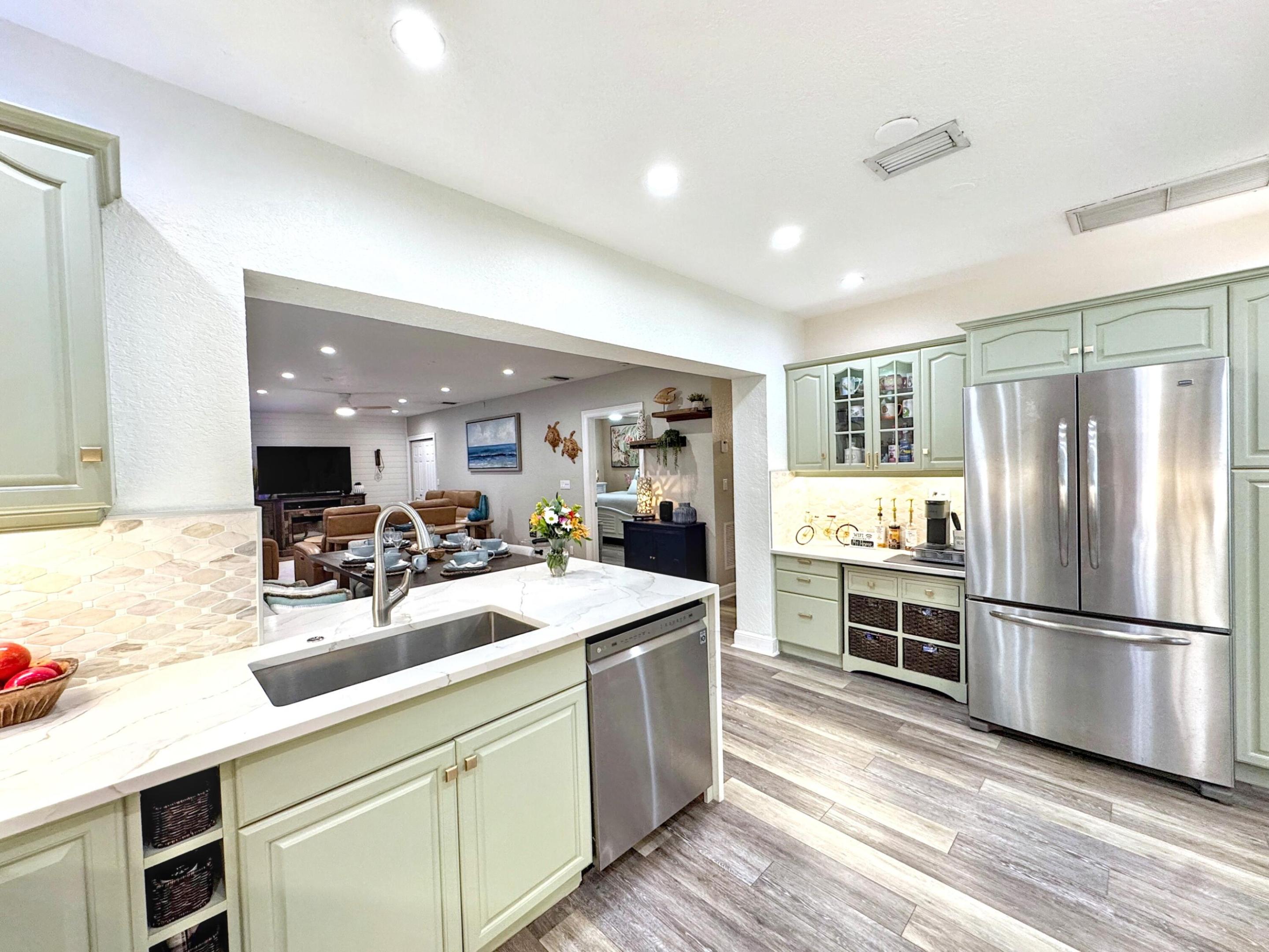 380 Laurie Road