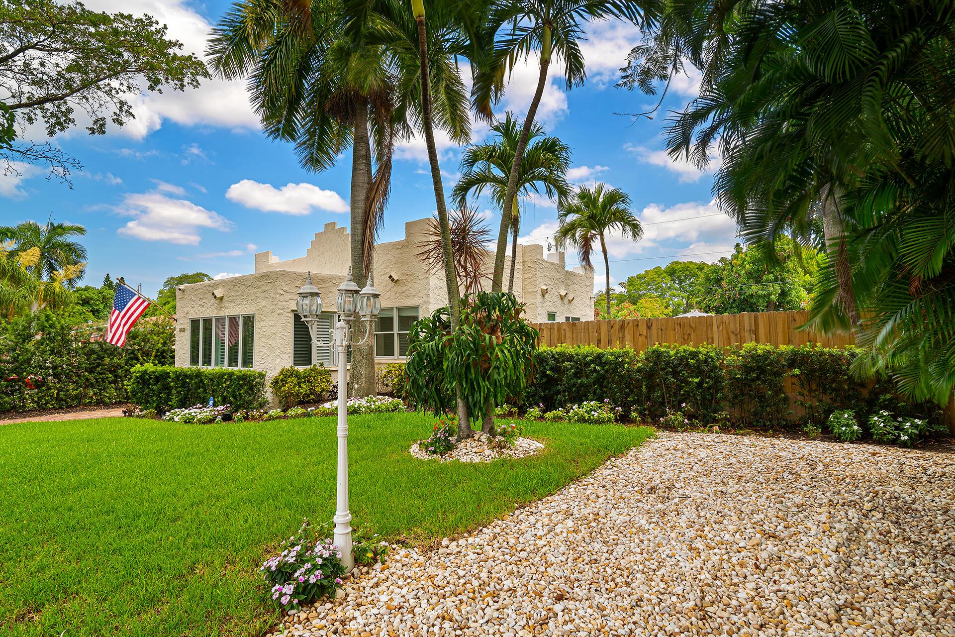 813 Avon Road