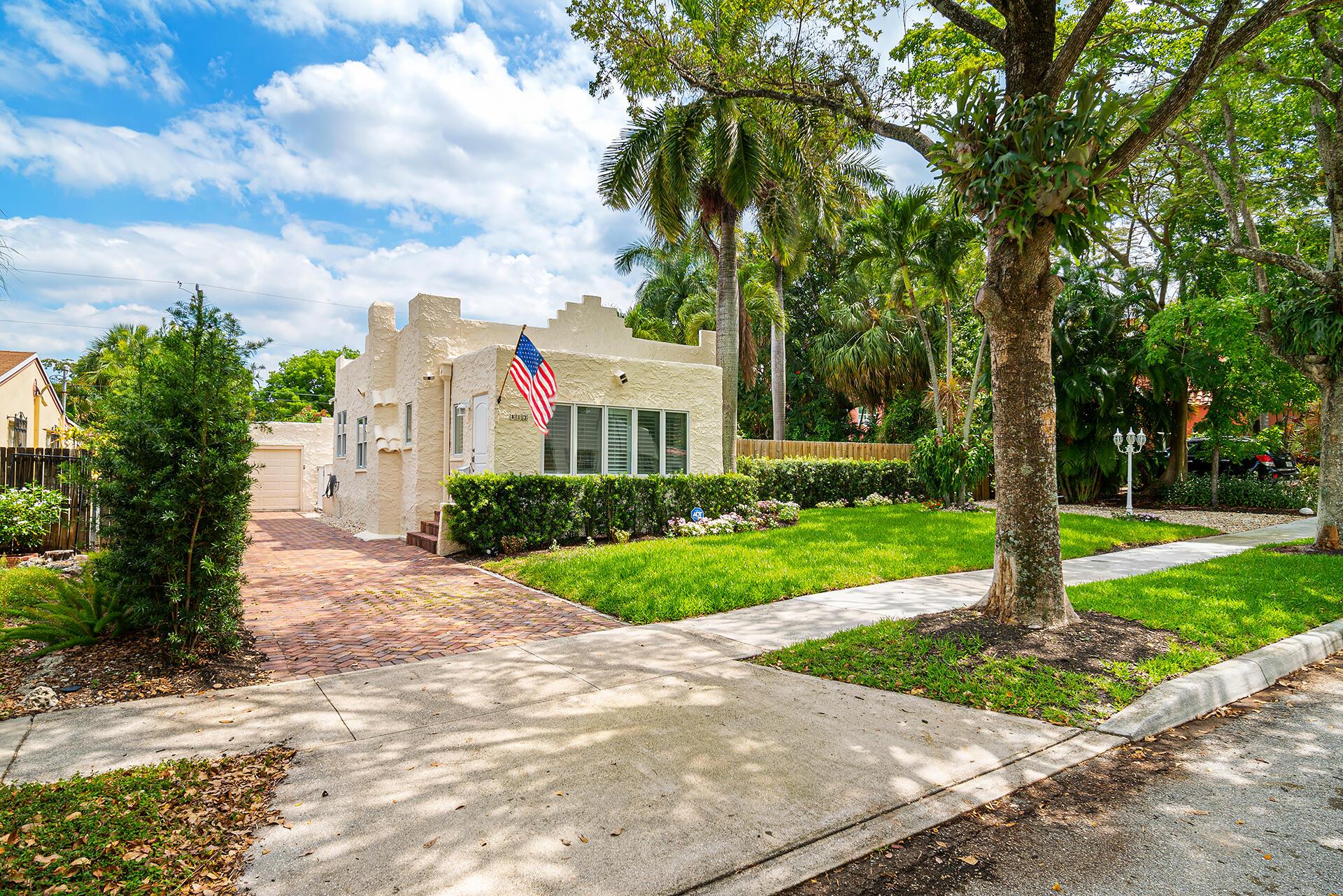 813 Avon Road
