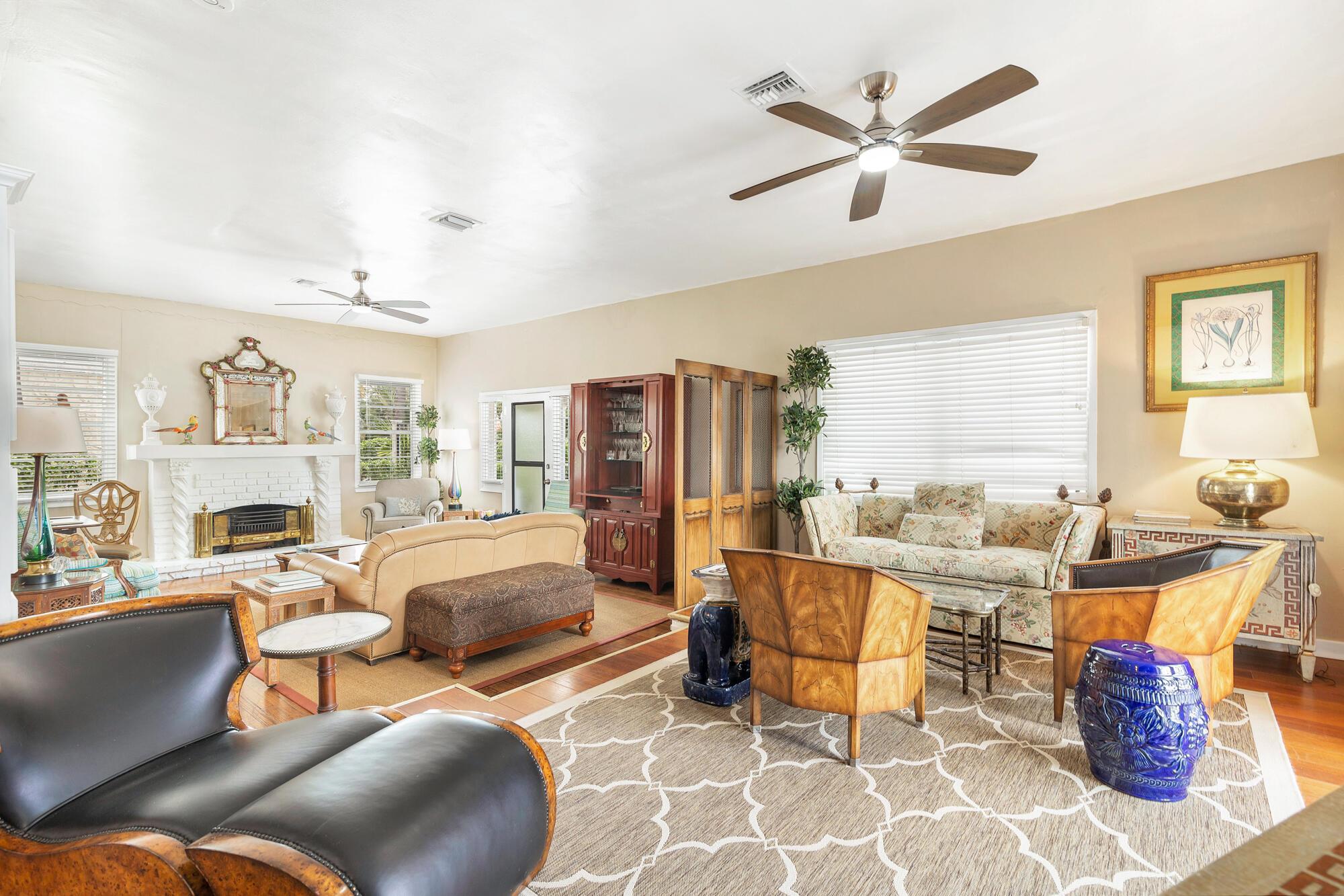 239 Lytton Court