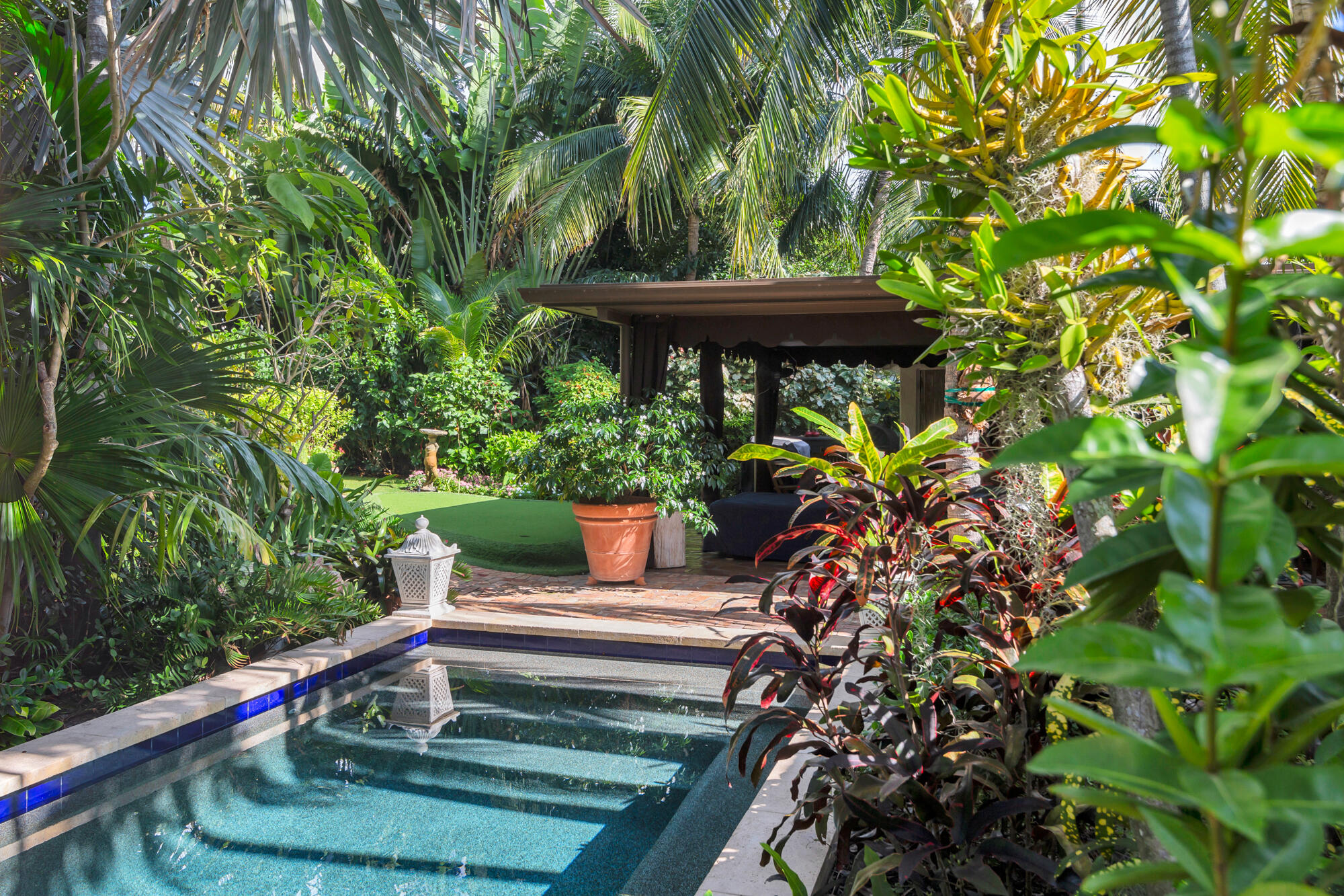 815 Nathan Hale Road