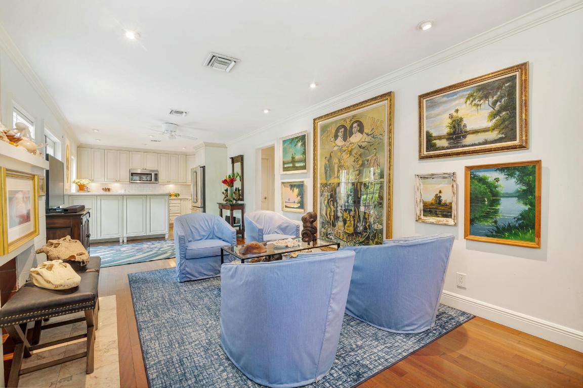 815 Nathan Hale Road