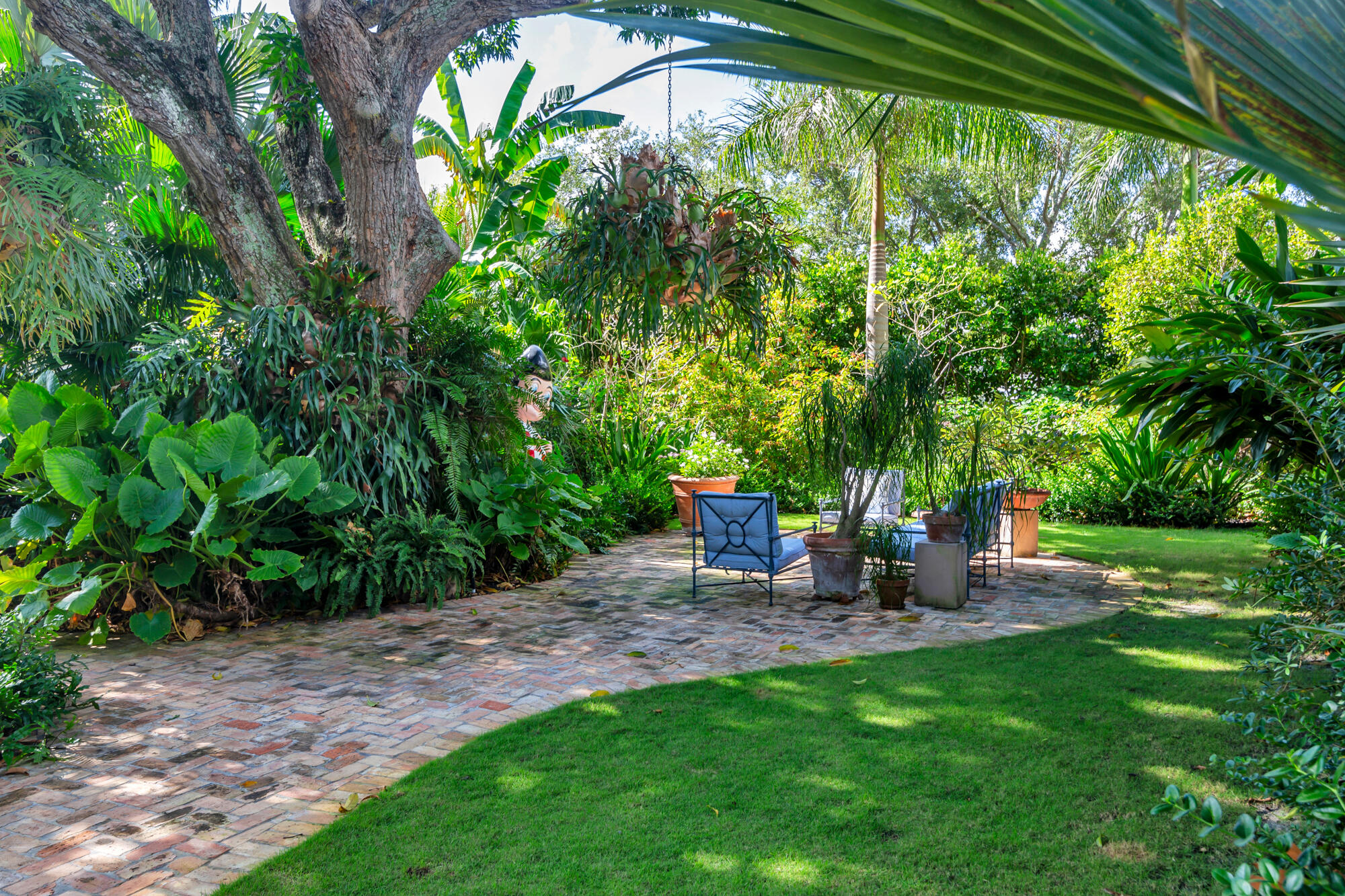 815 Nathan Hale Road