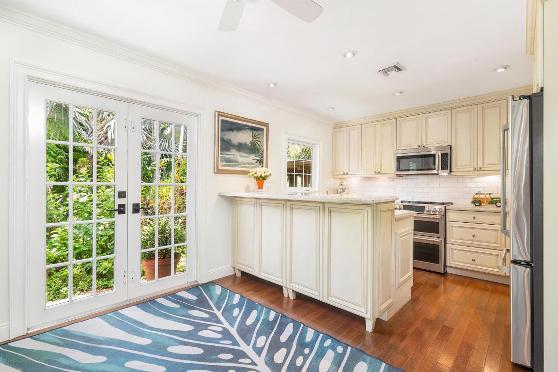 815 Nathan Hale Road