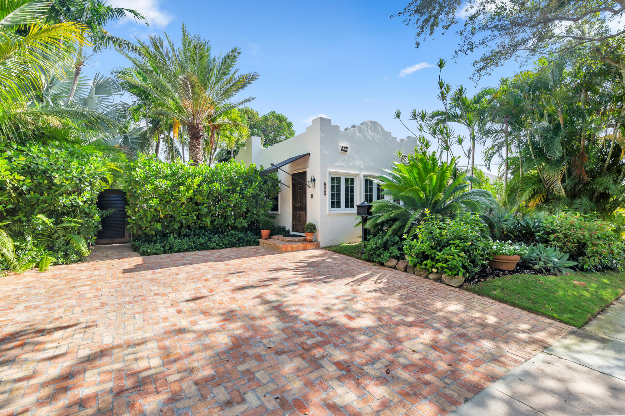 815 Nathan Hale Road