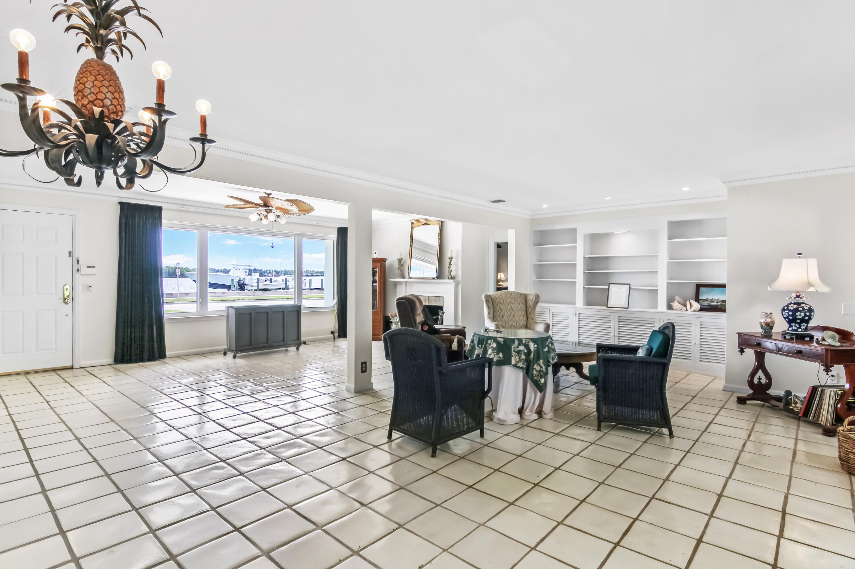 3405 S Flagler Drive