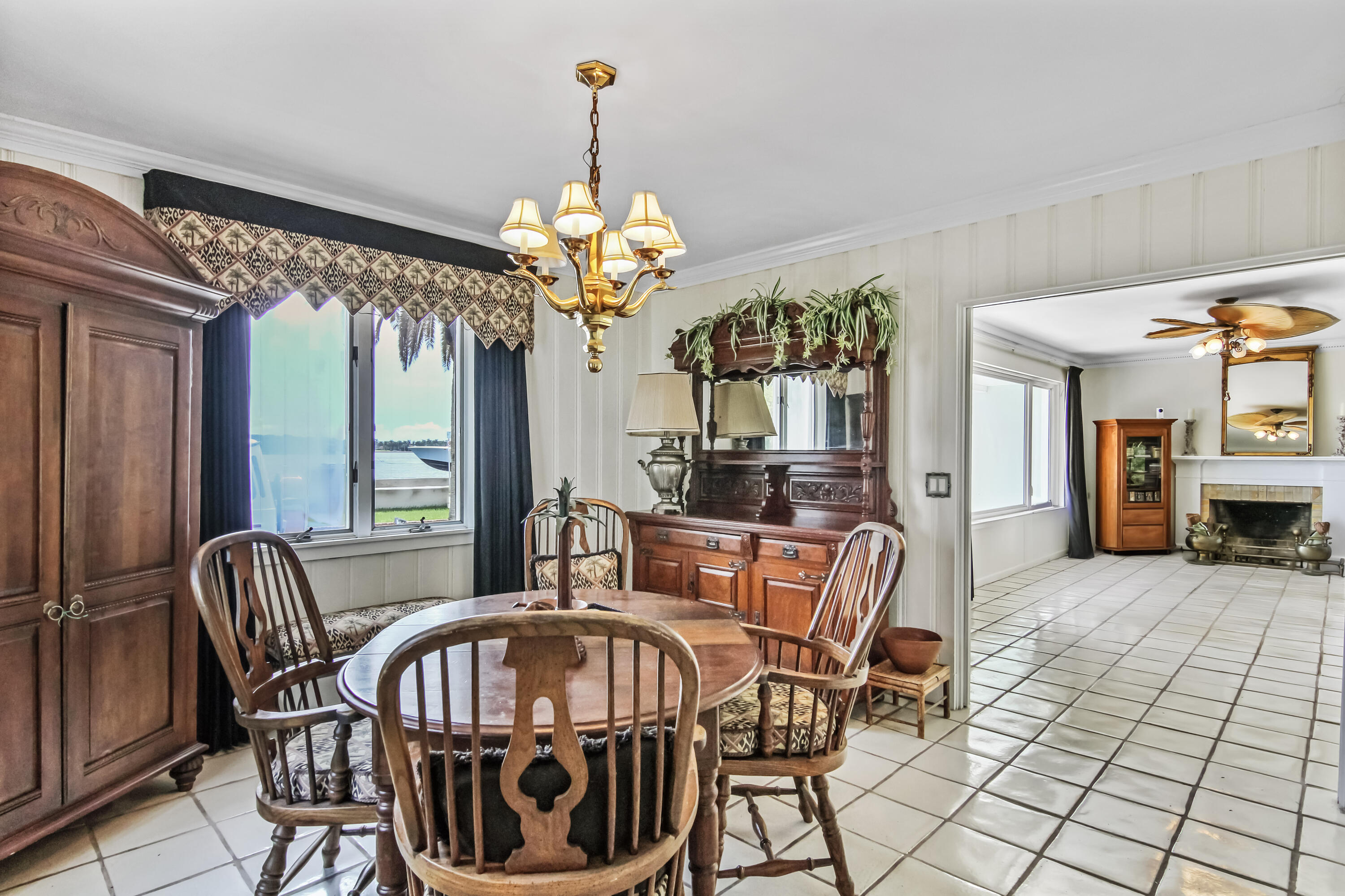 3405 S Flagler Drive