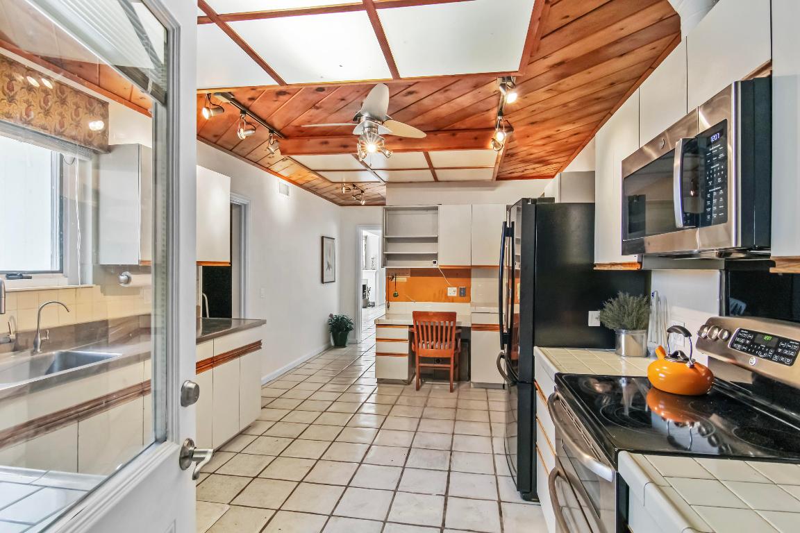 3405 S Flagler Drive