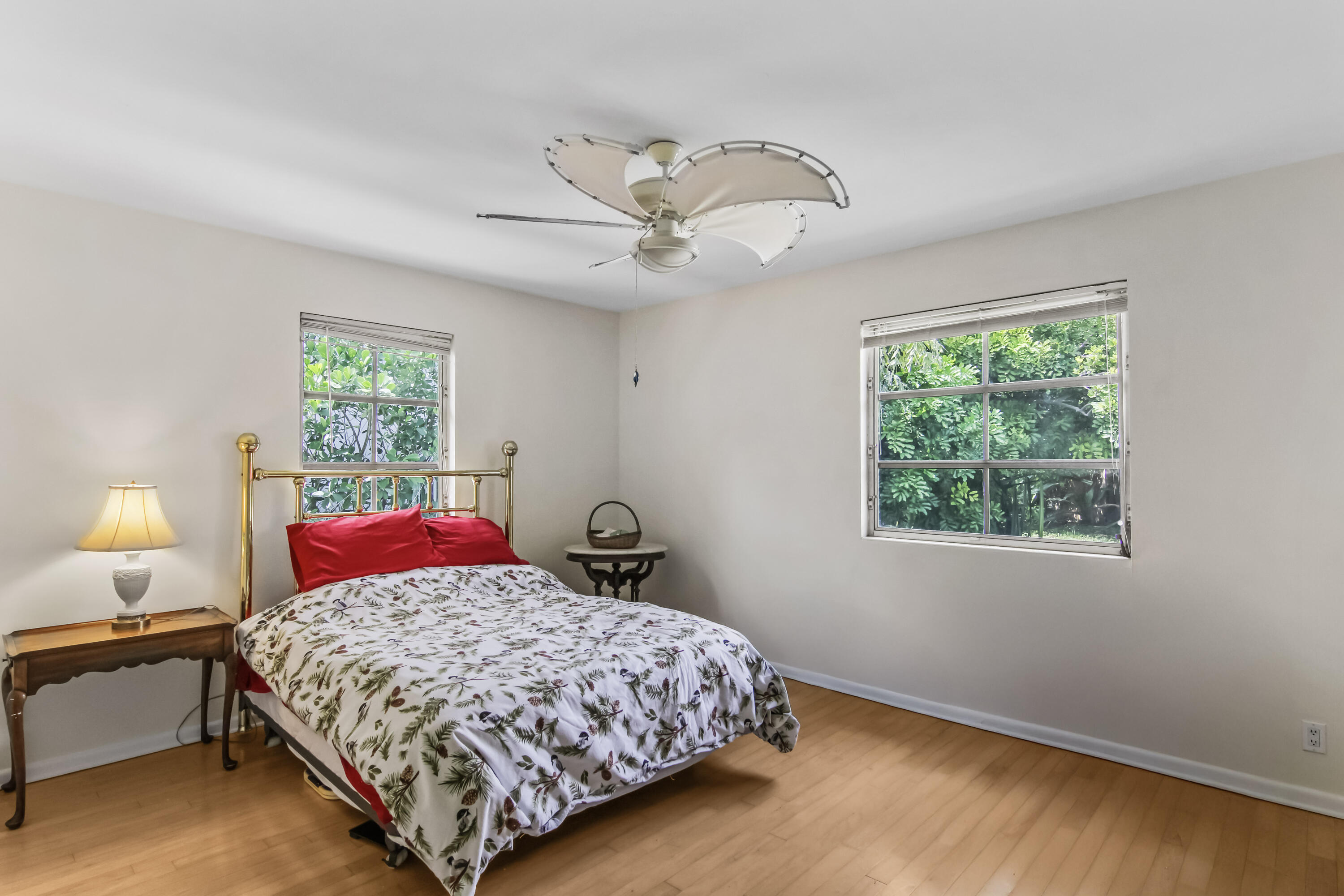 3405 S Flagler Drive
