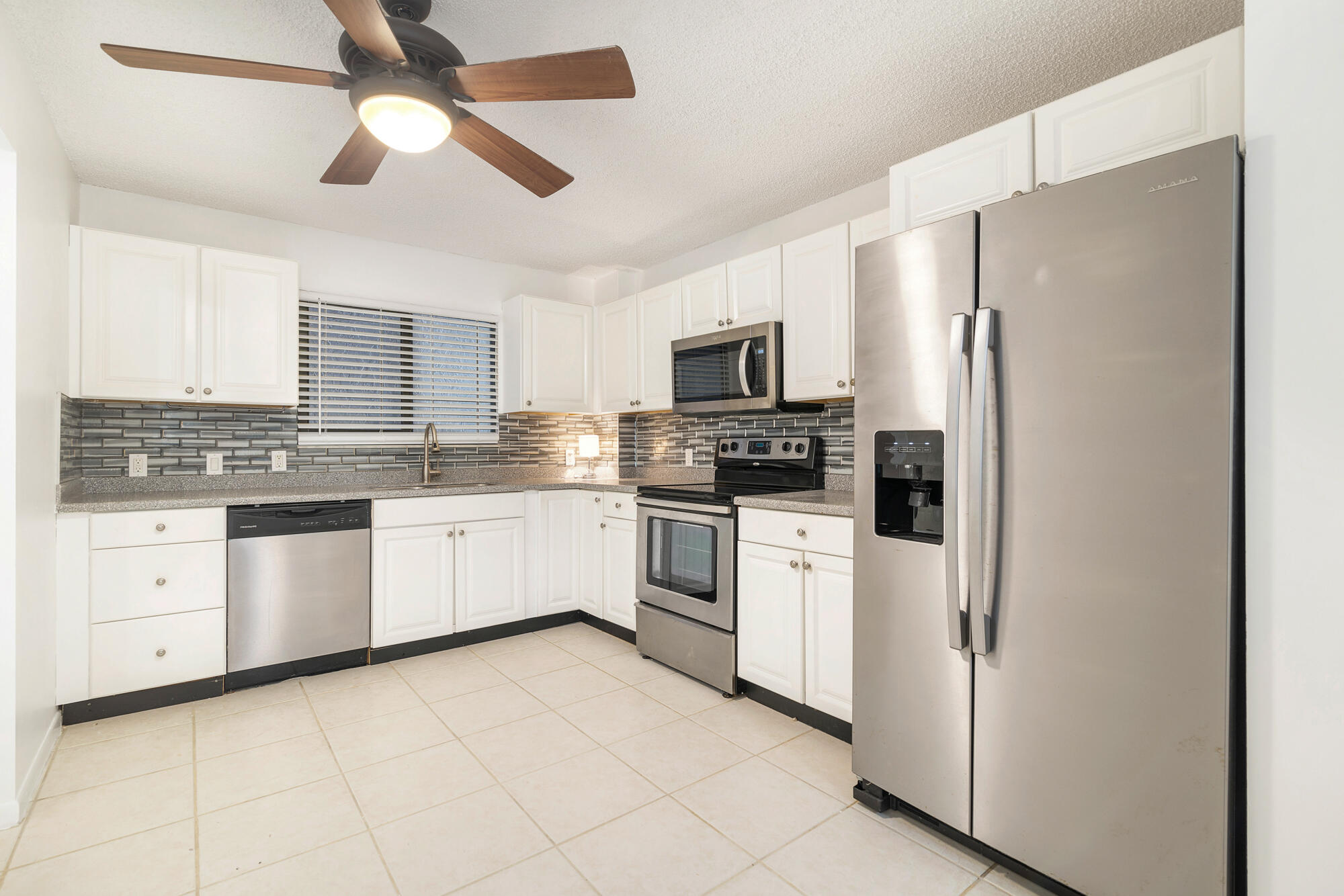 3525 S Ocean Boulevard 111