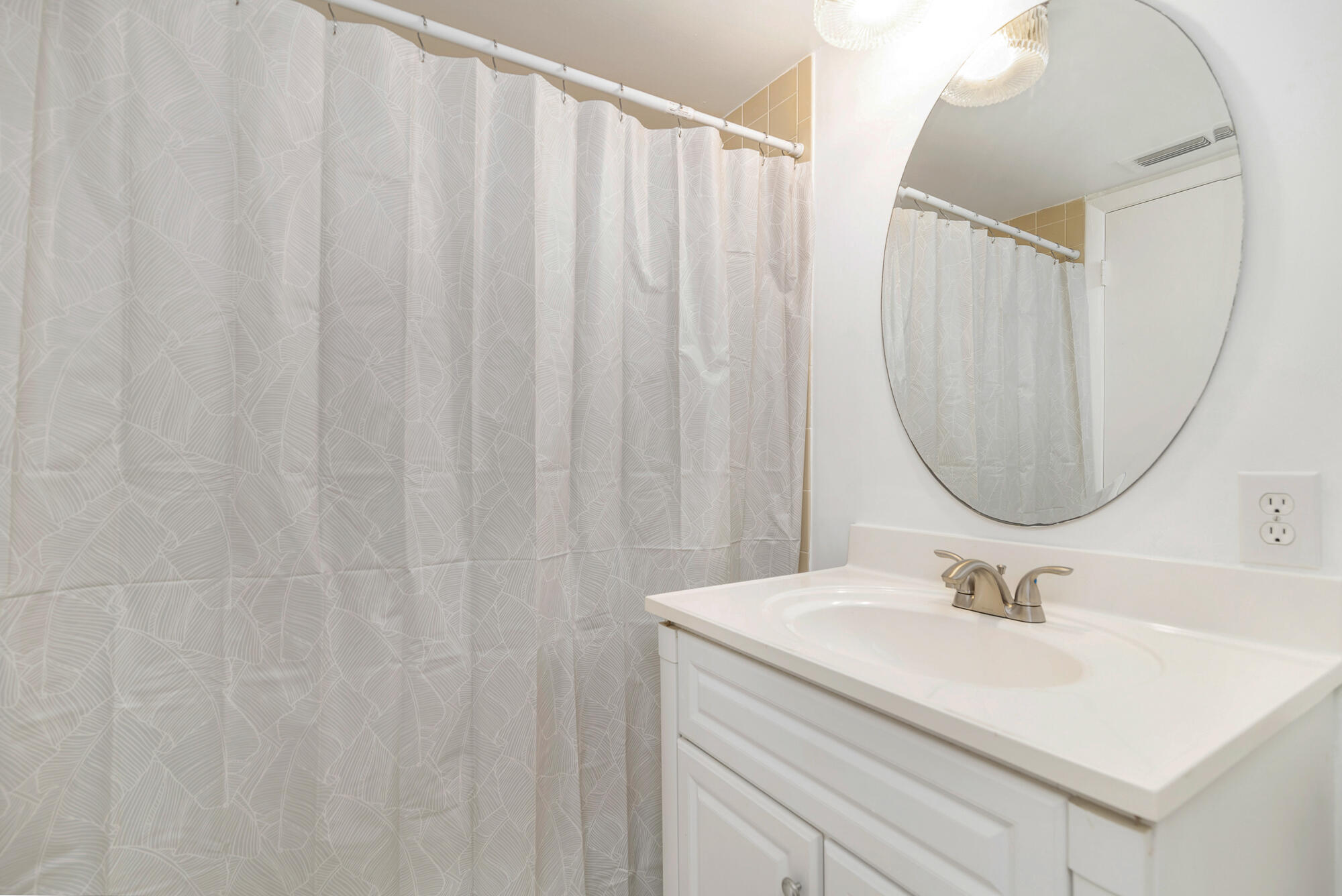 3525 S Ocean Boulevard 111