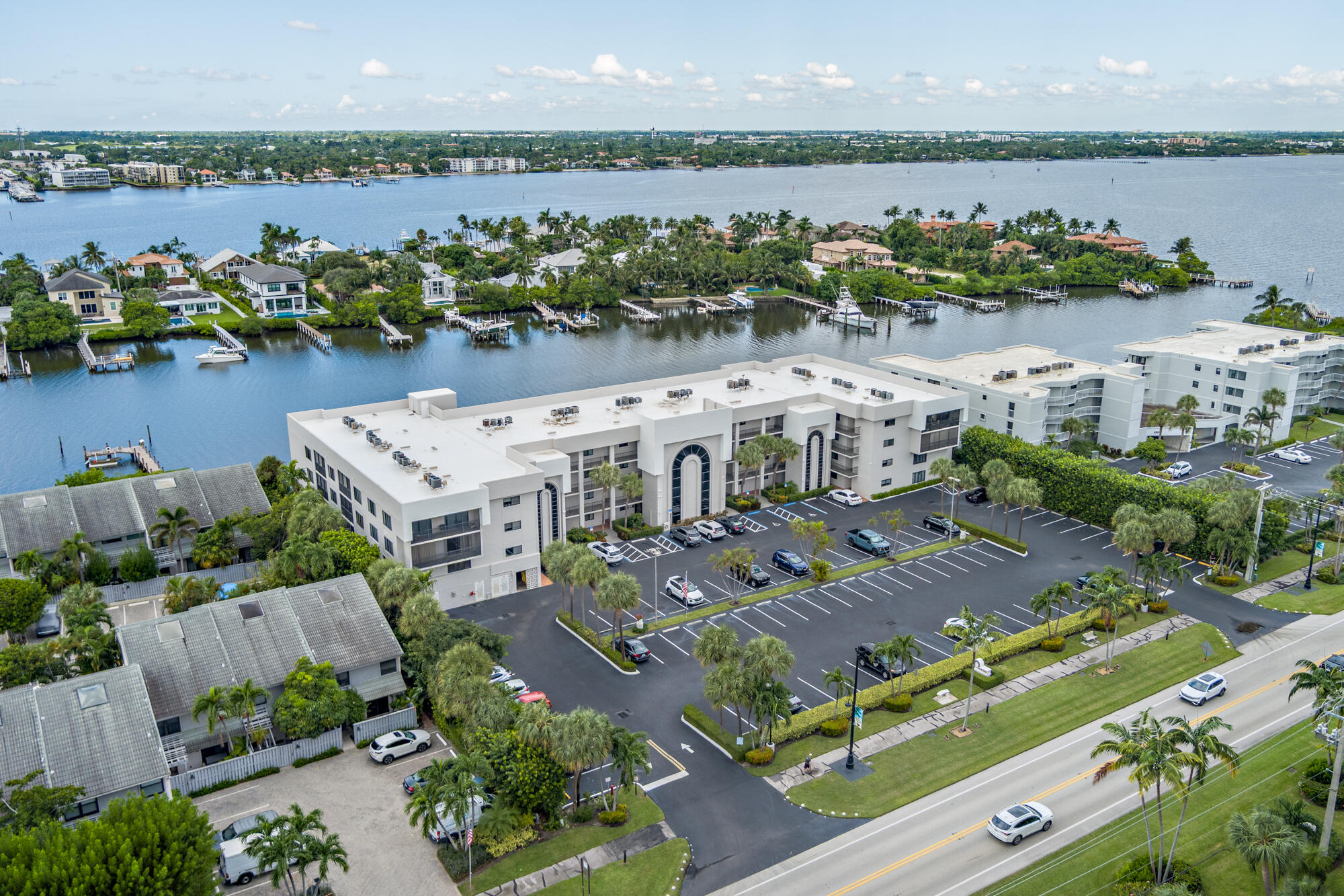 3525 S Ocean Boulevard 111