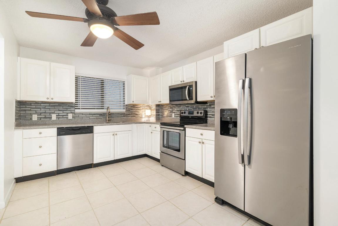 3525 S Ocean Boulevard 111