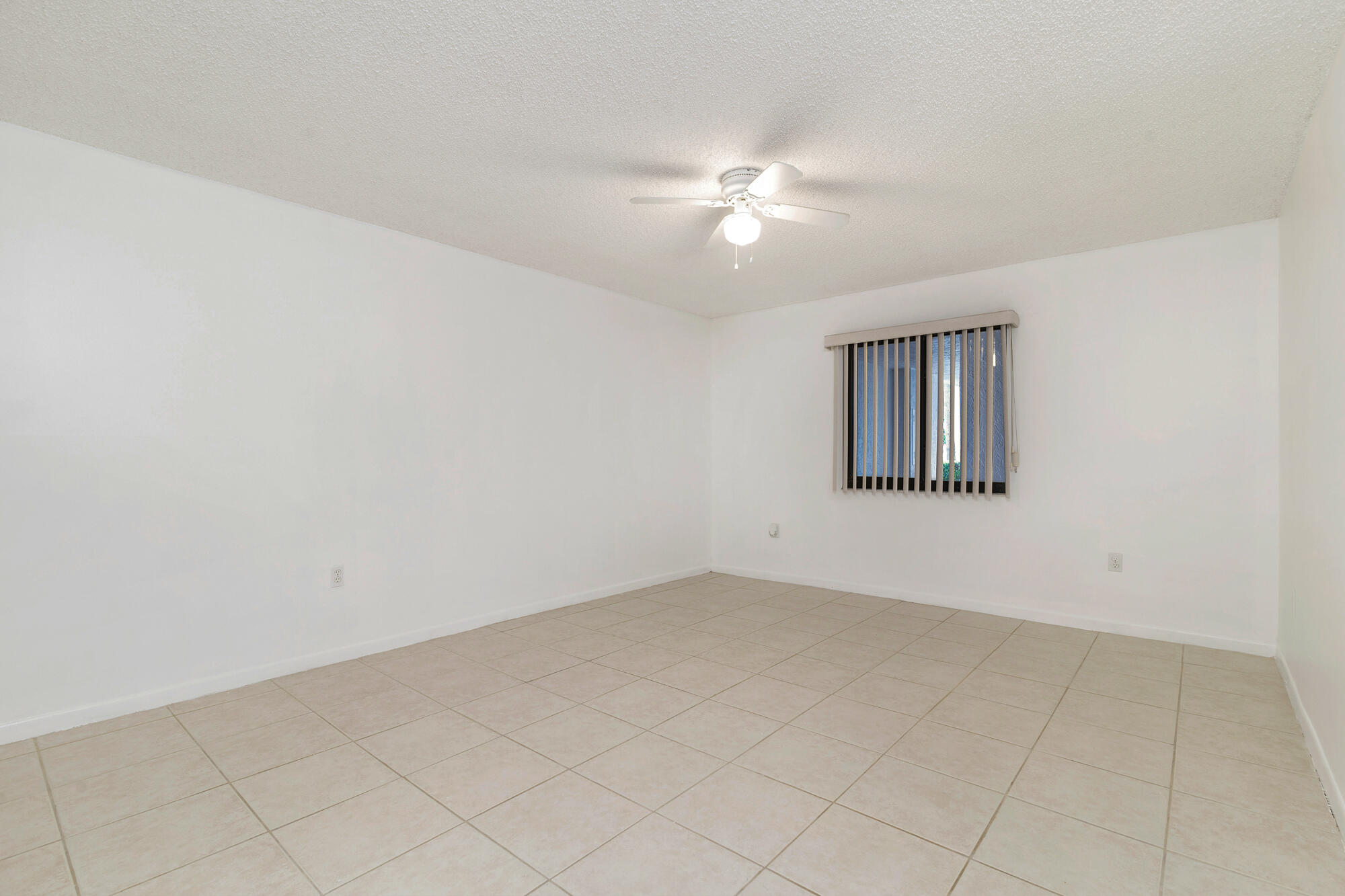 3525 S Ocean Boulevard 111