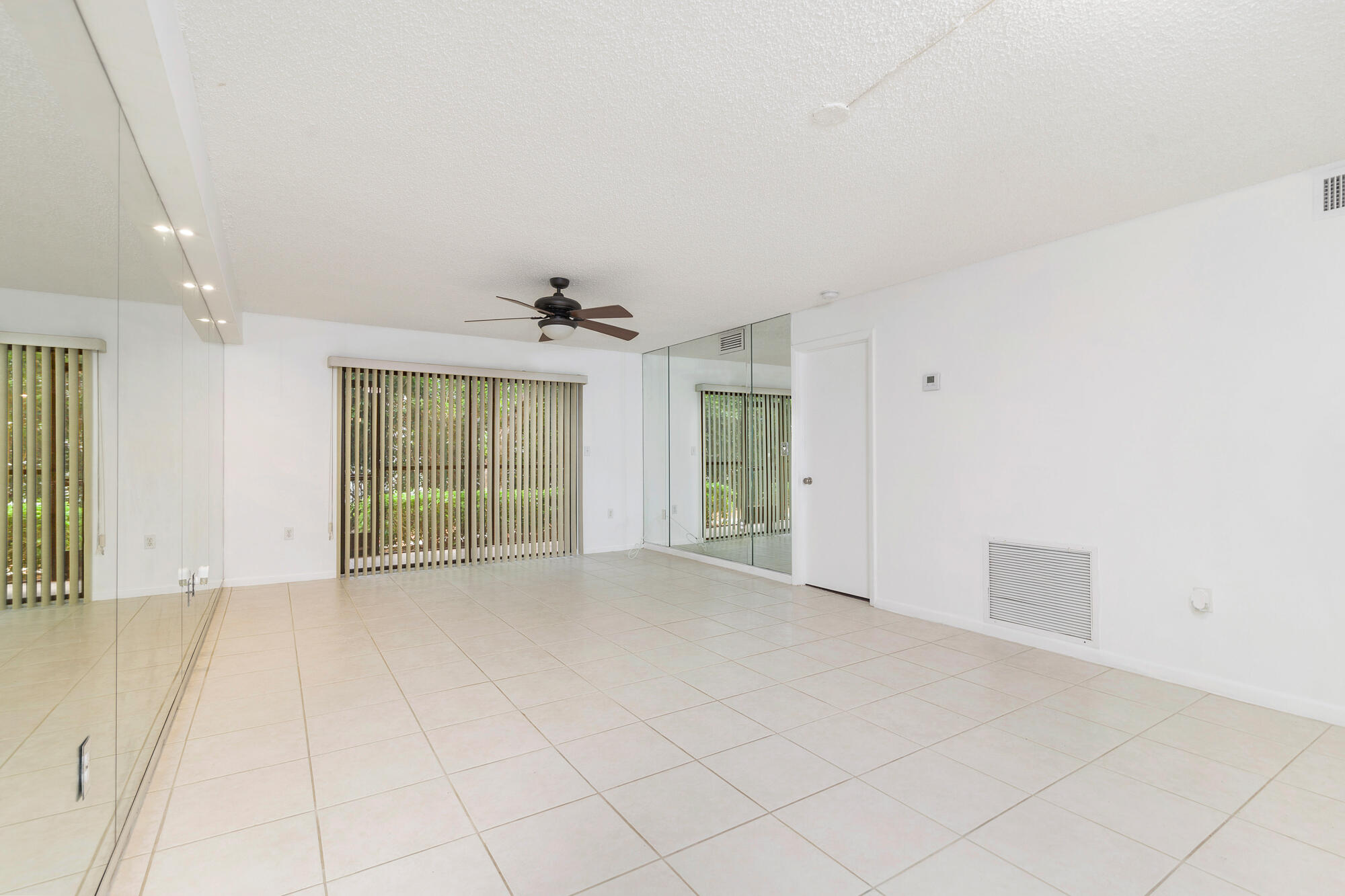 3525 S Ocean Boulevard 111