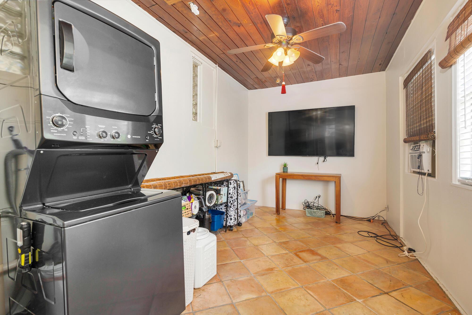 341 Nottingham Boulevard