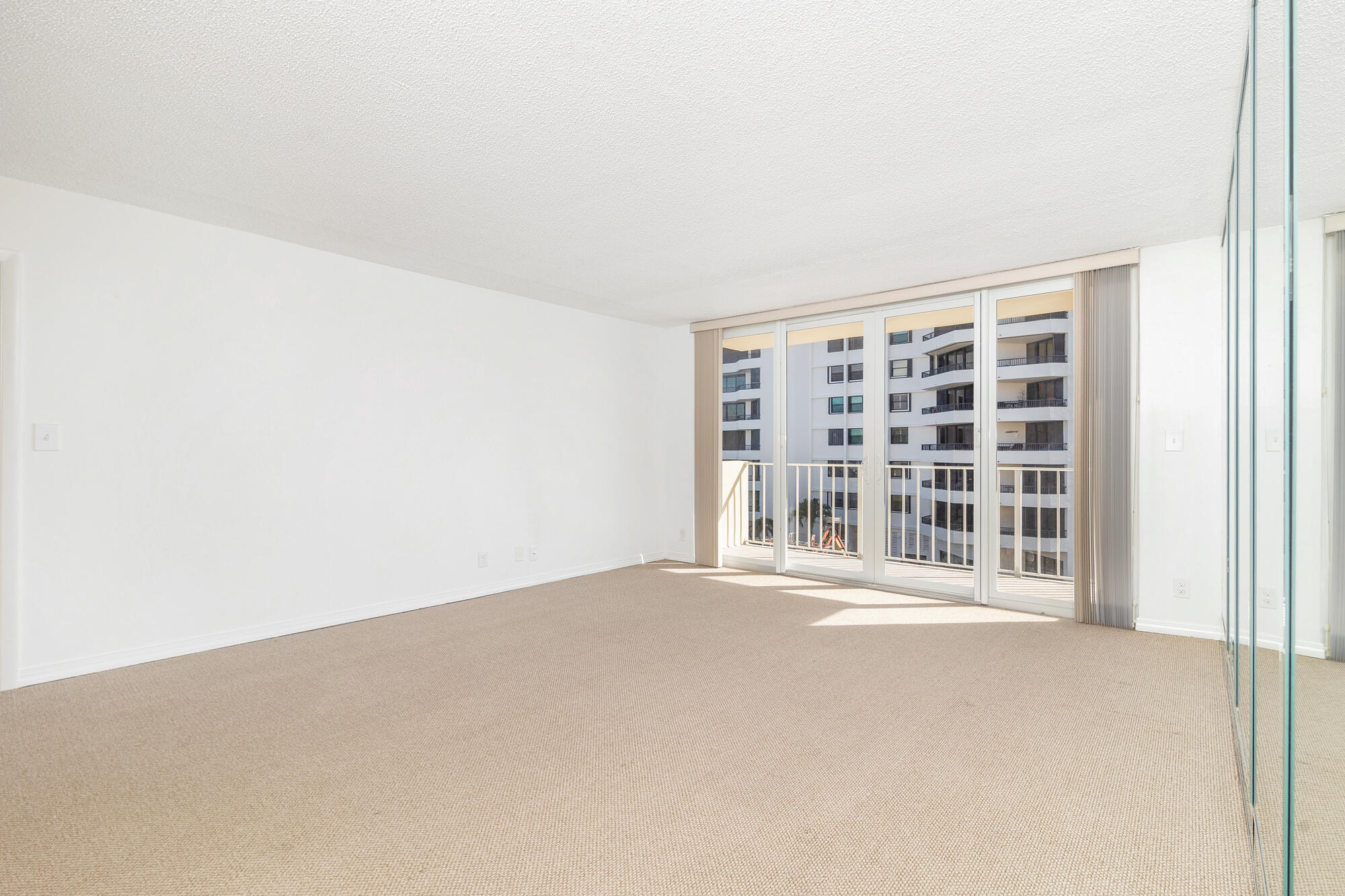 630 Ocean Drive 412