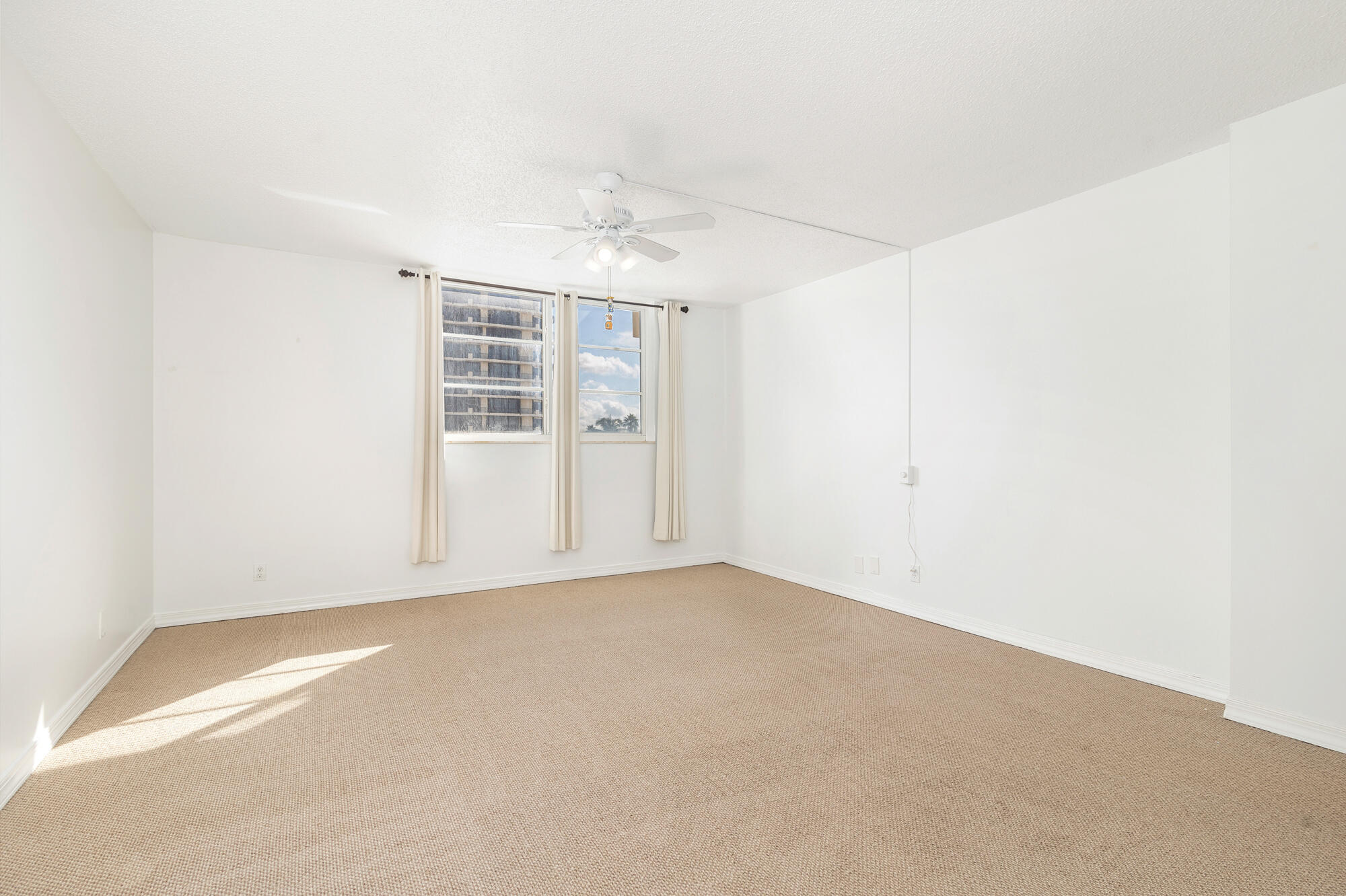630 Ocean Drive 412
