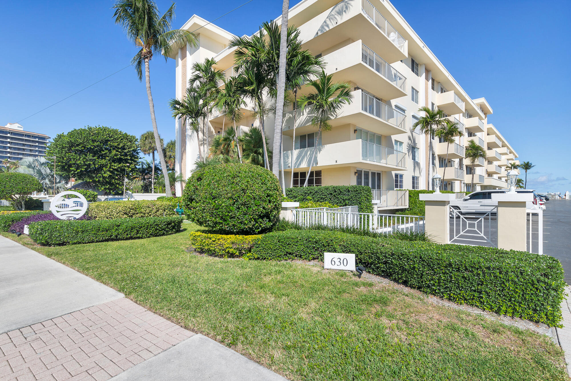630 Ocean Drive 412