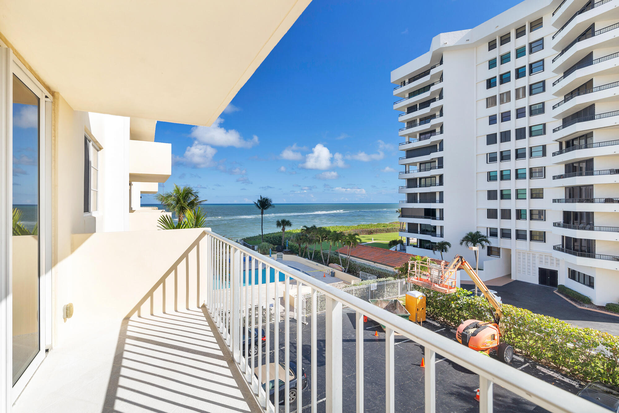 630 Ocean Drive 412