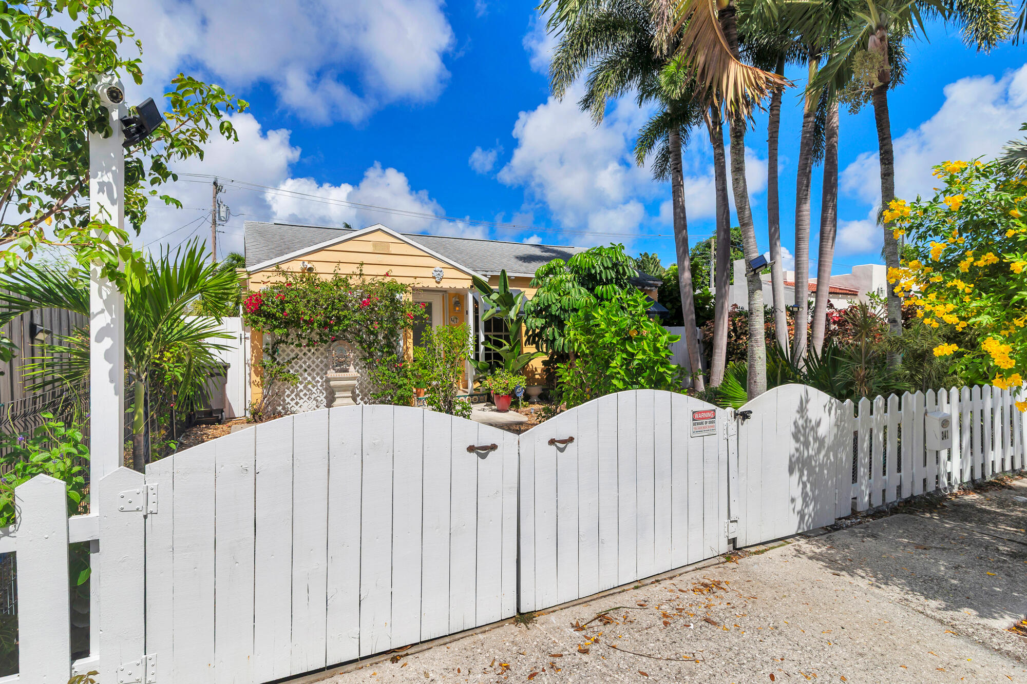 341 Nottingham Boulevard