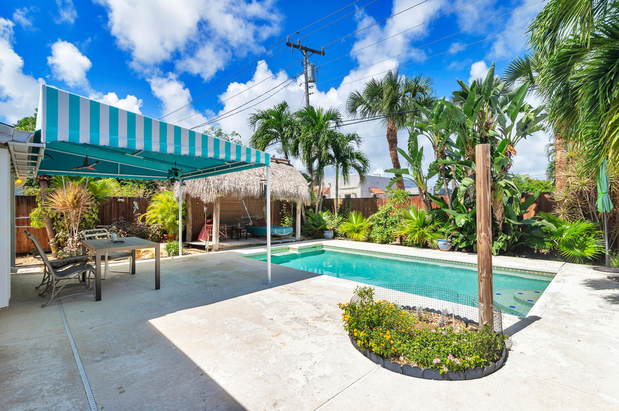 341 Nottingham Boulevard