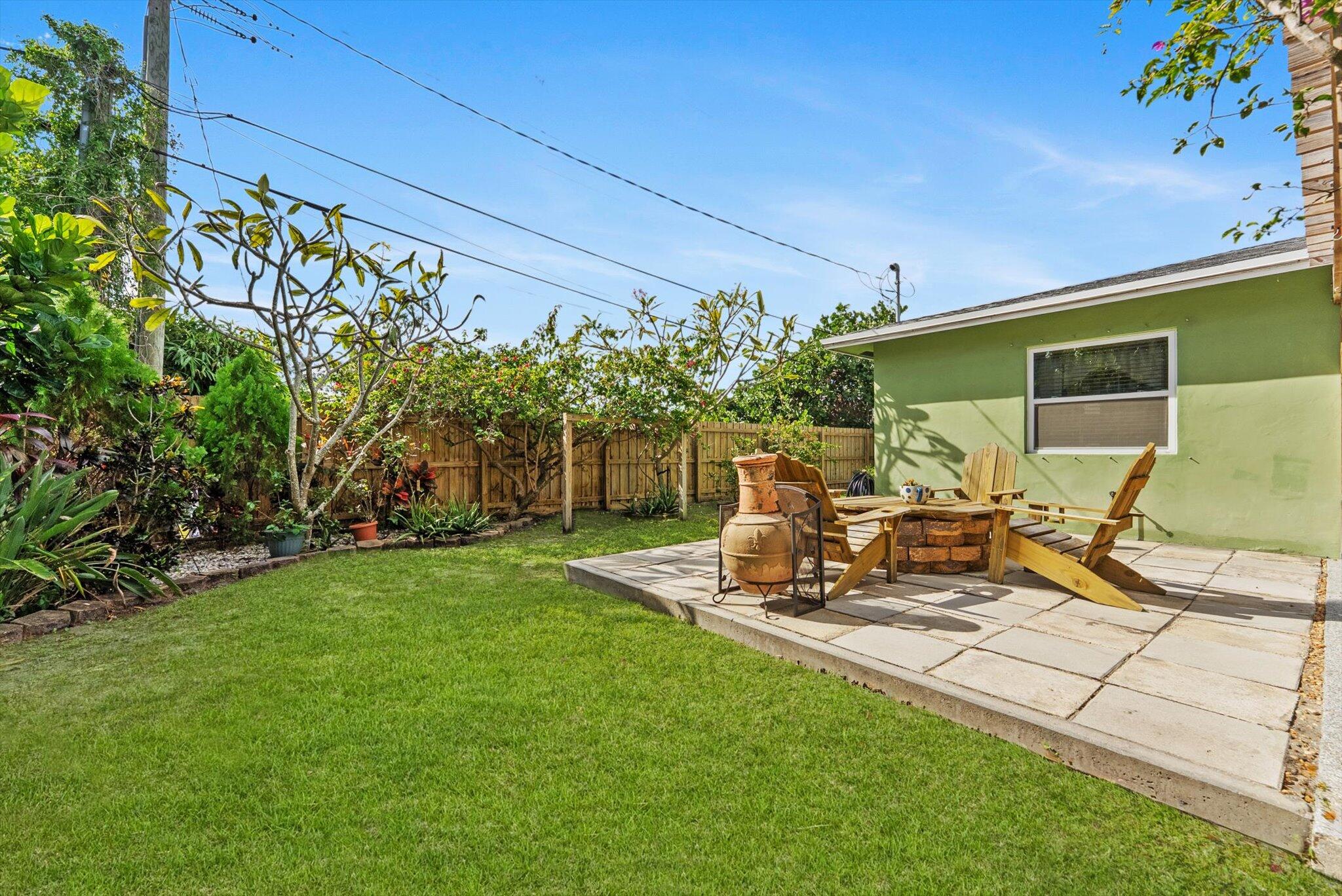 320 Summa Street