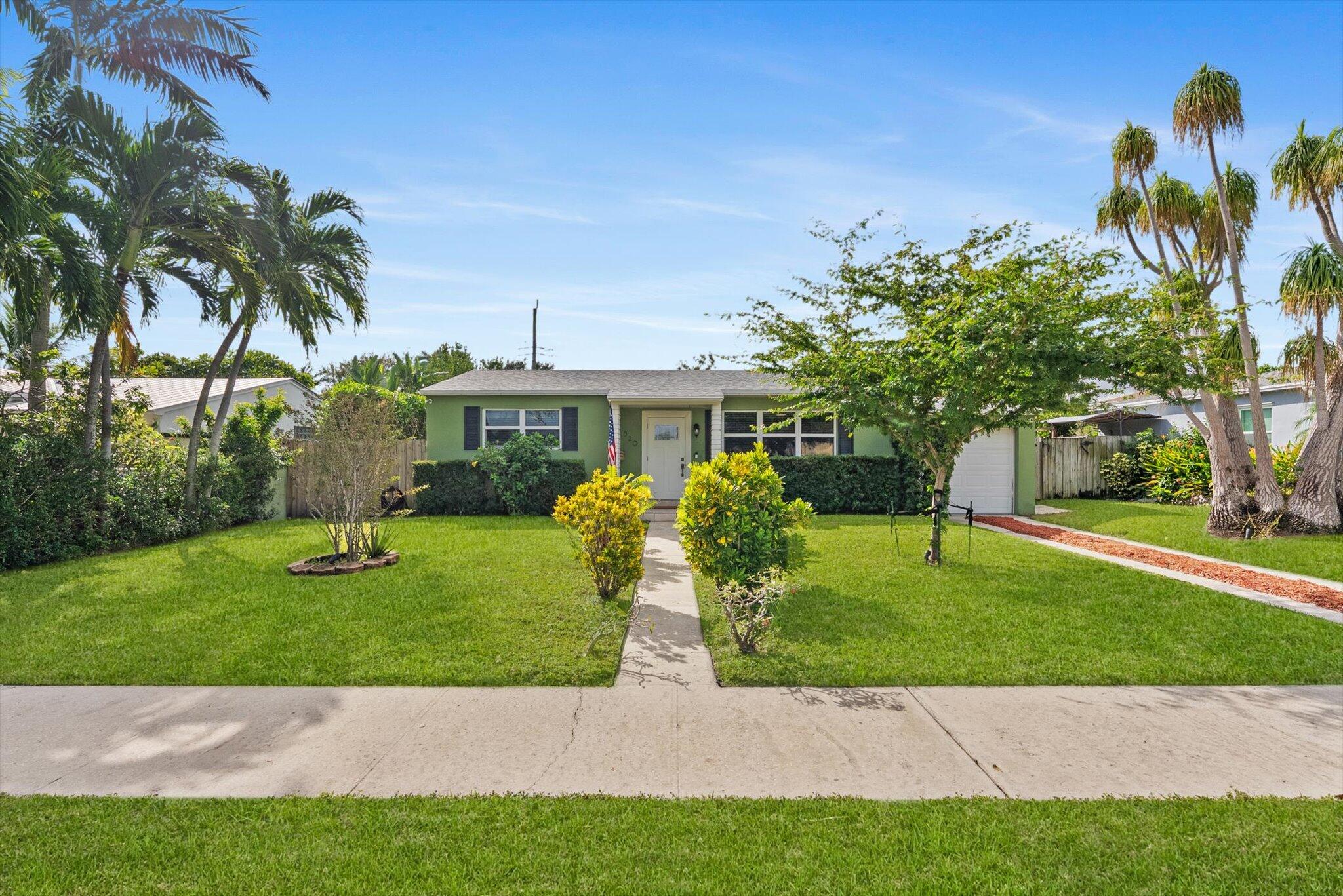 320 Summa Street