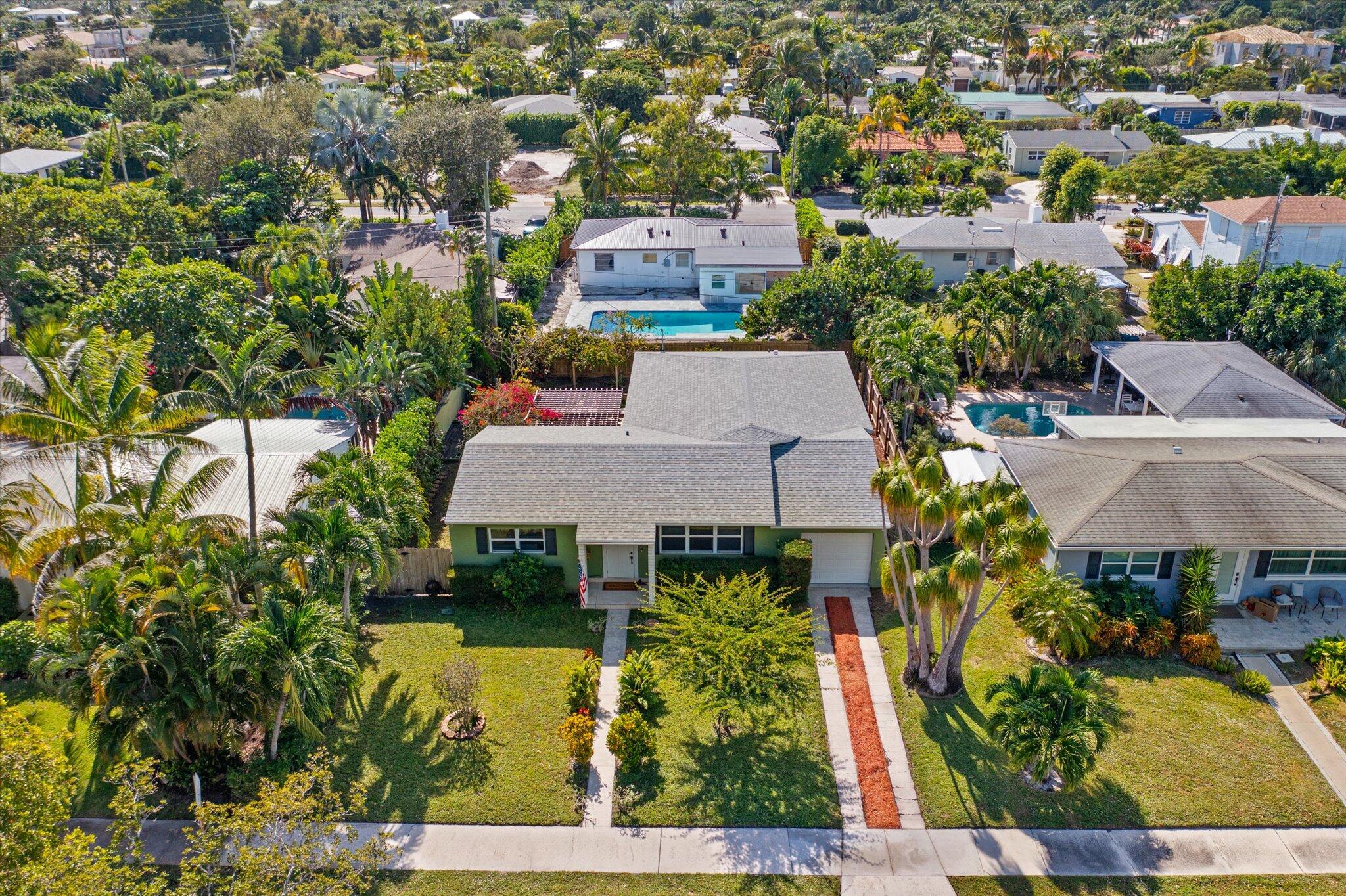 320 Summa Street