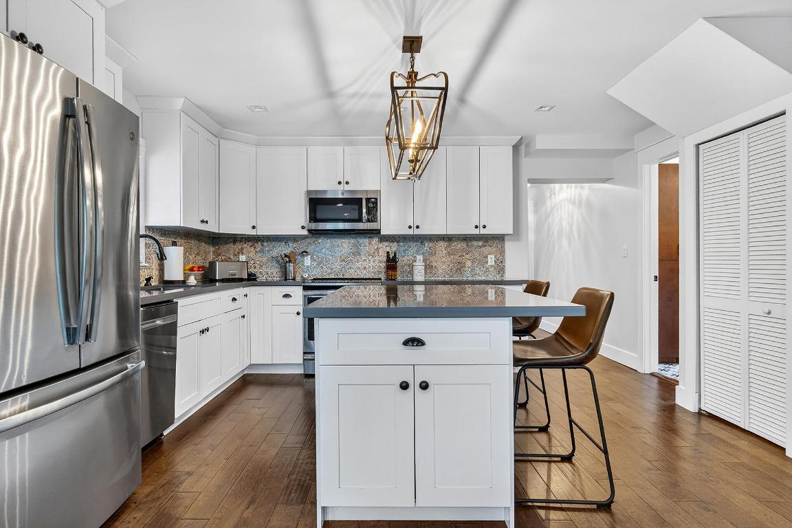 354 Marlborough Place