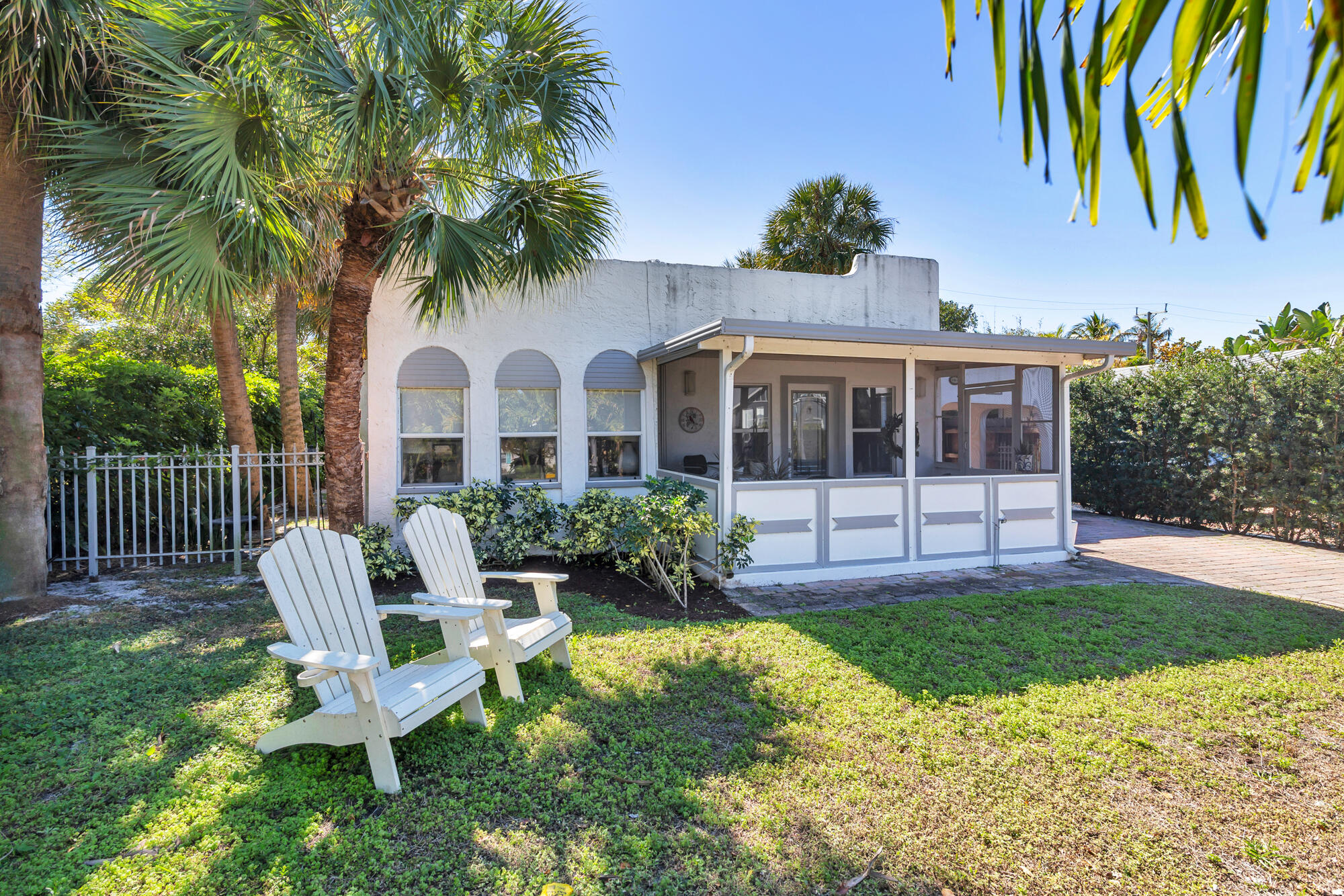 324 Pilgrim Road