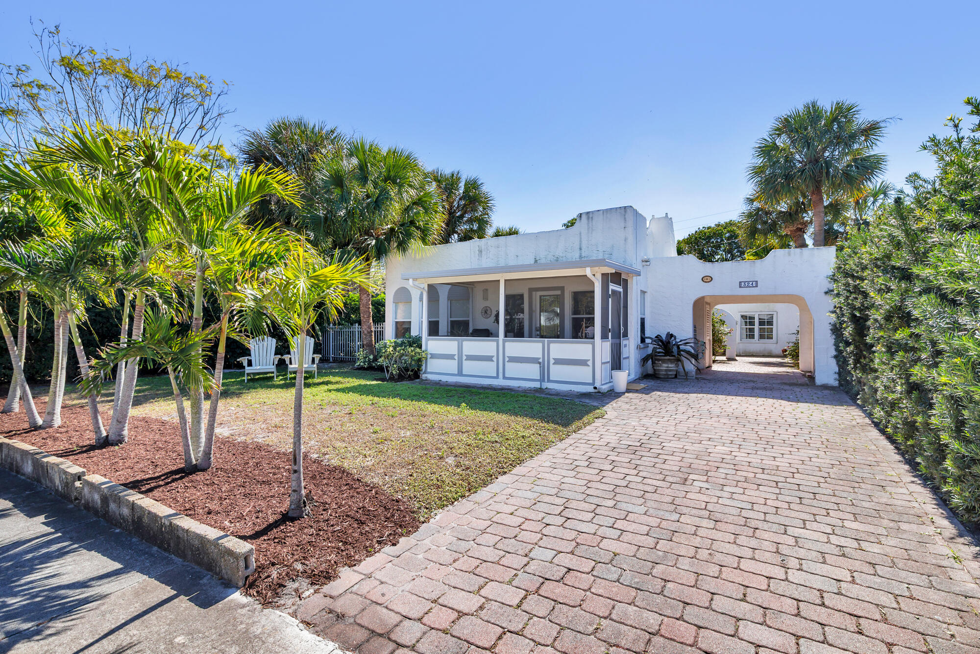 324 Pilgrim Road