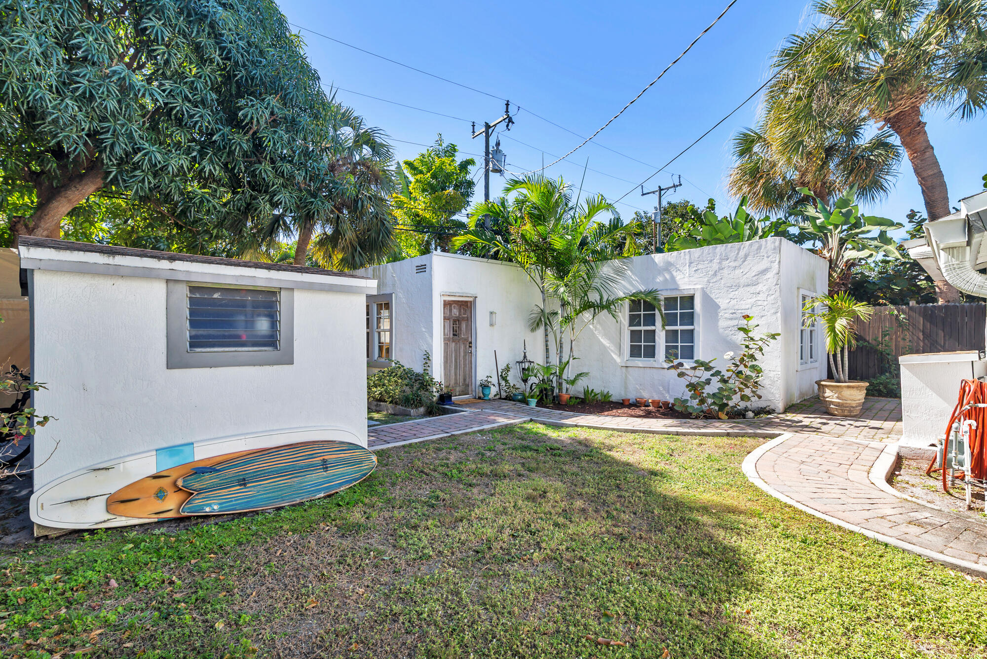 324 Pilgrim Road