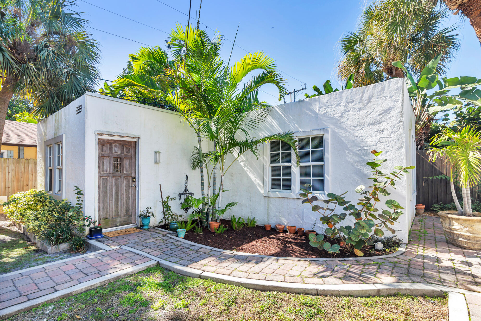 324 Pilgrim Road