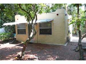 709 Francis Street B