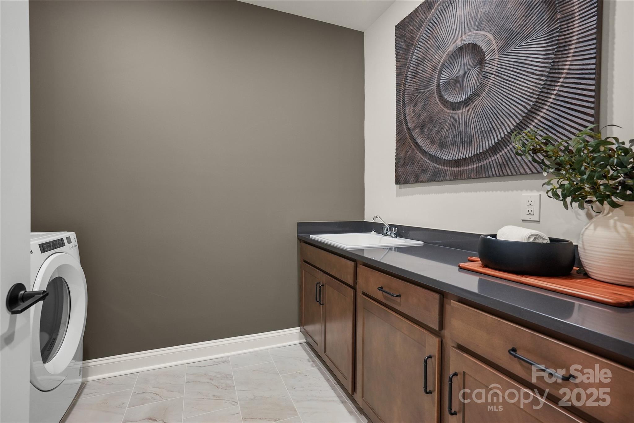 4738 Formation Court Unit: 059