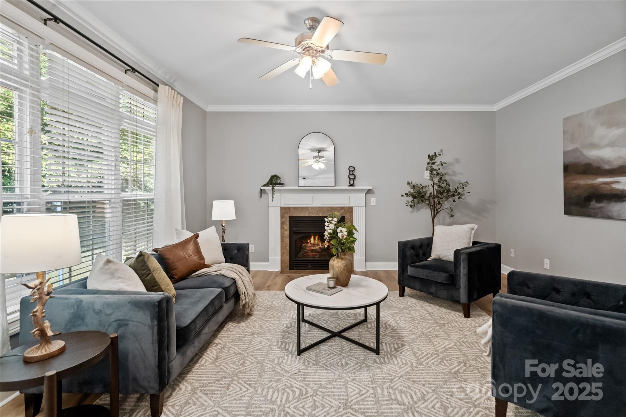 1677 Shetland Lane
